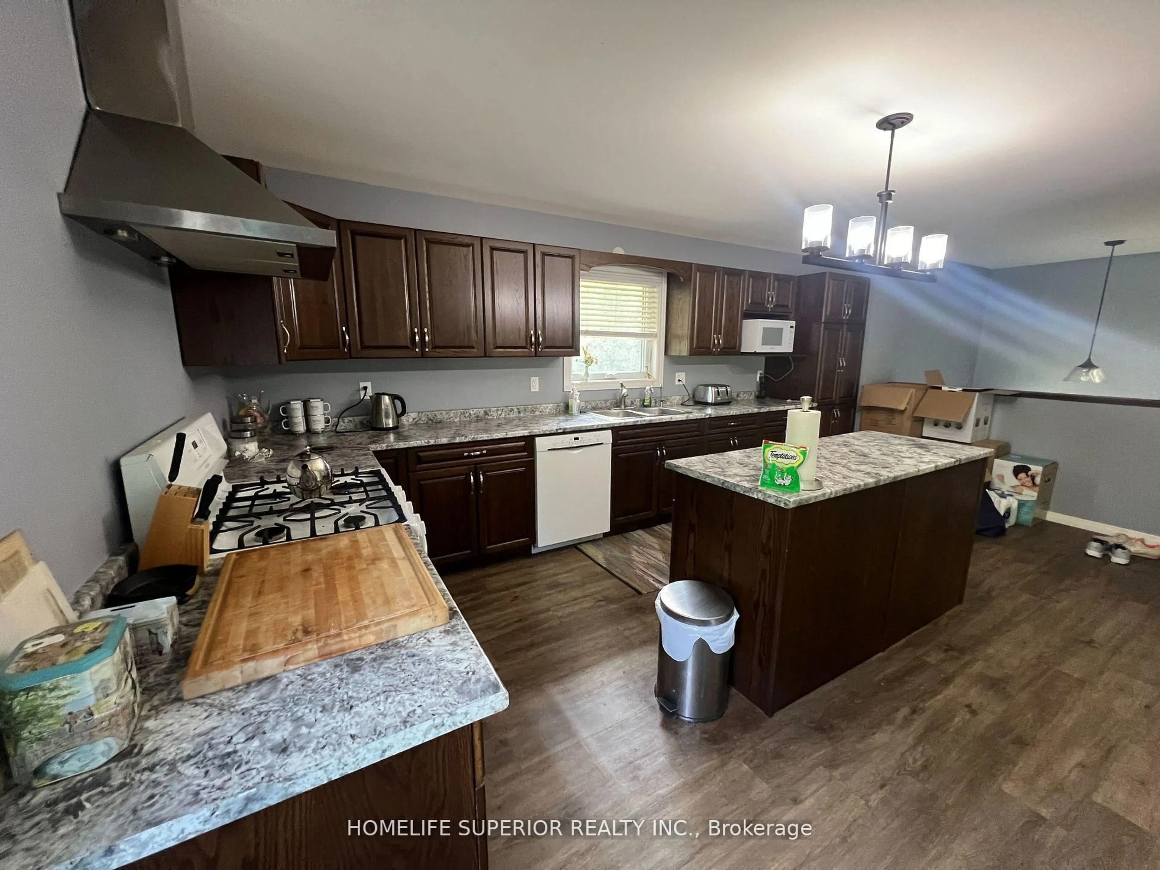 Open concept kitchen, unknown for 985 Twiddy Rd, Limoges Ontario K0K 2M0
