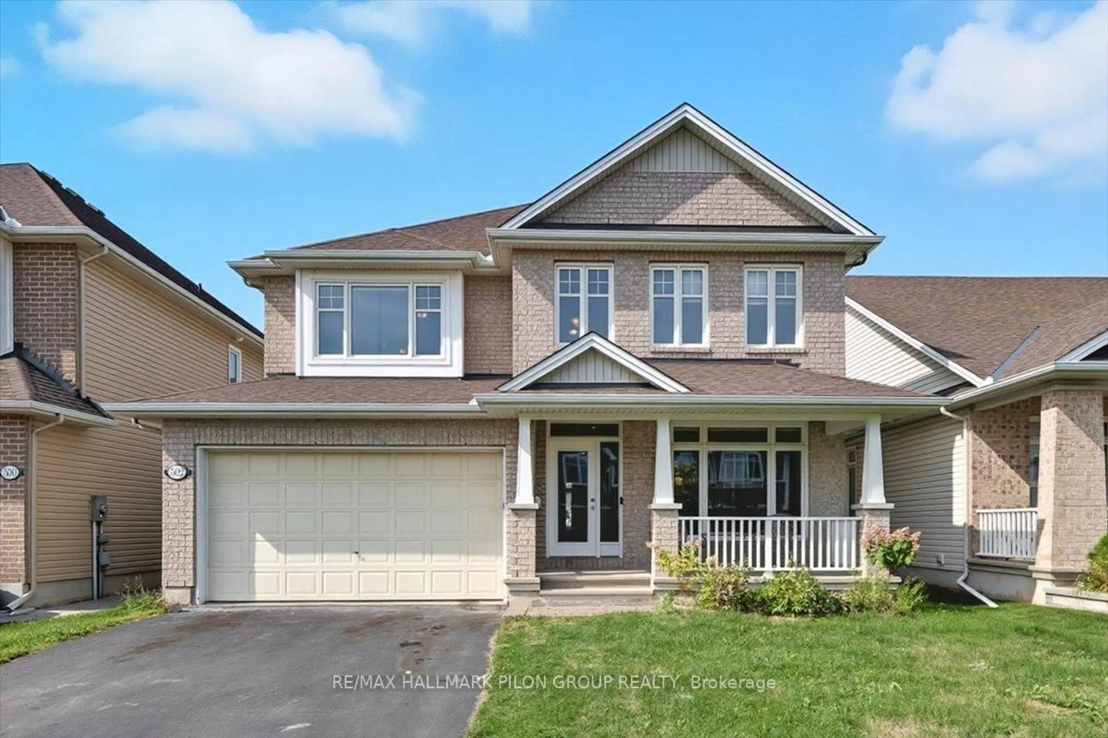 Home with vinyl exterior material, street for 502 Strasbourg St, Ottawa Ontario K4A 0M7