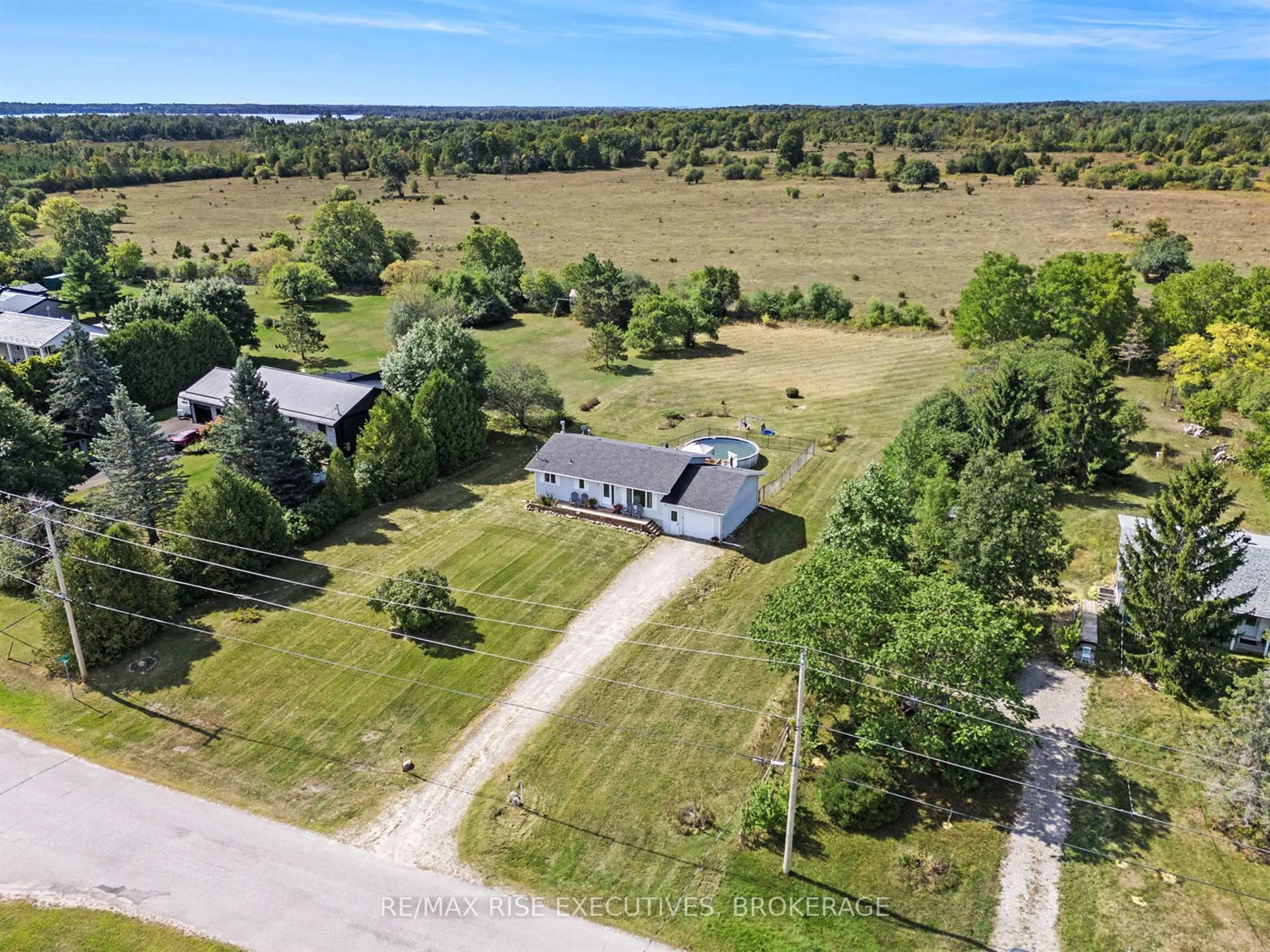 A pic from outside/outdoor area/front of a property/back of a property/a pic from drone, unknown for 187 Jodi Lane, Perth Ontario K7H 3C7