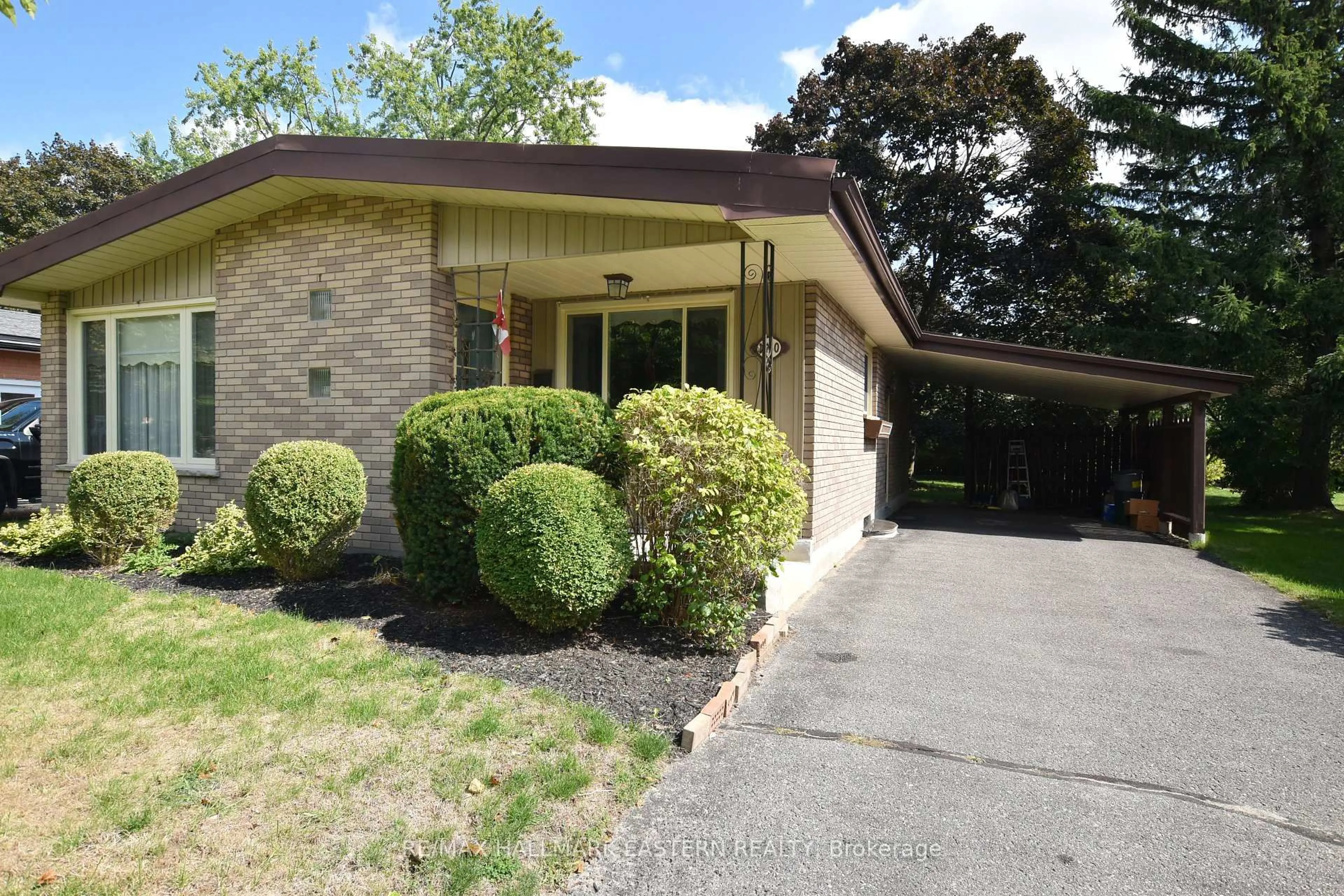 Unknown for 1250 Franklin Dr, Peterborough Ontario K9H 6Z4