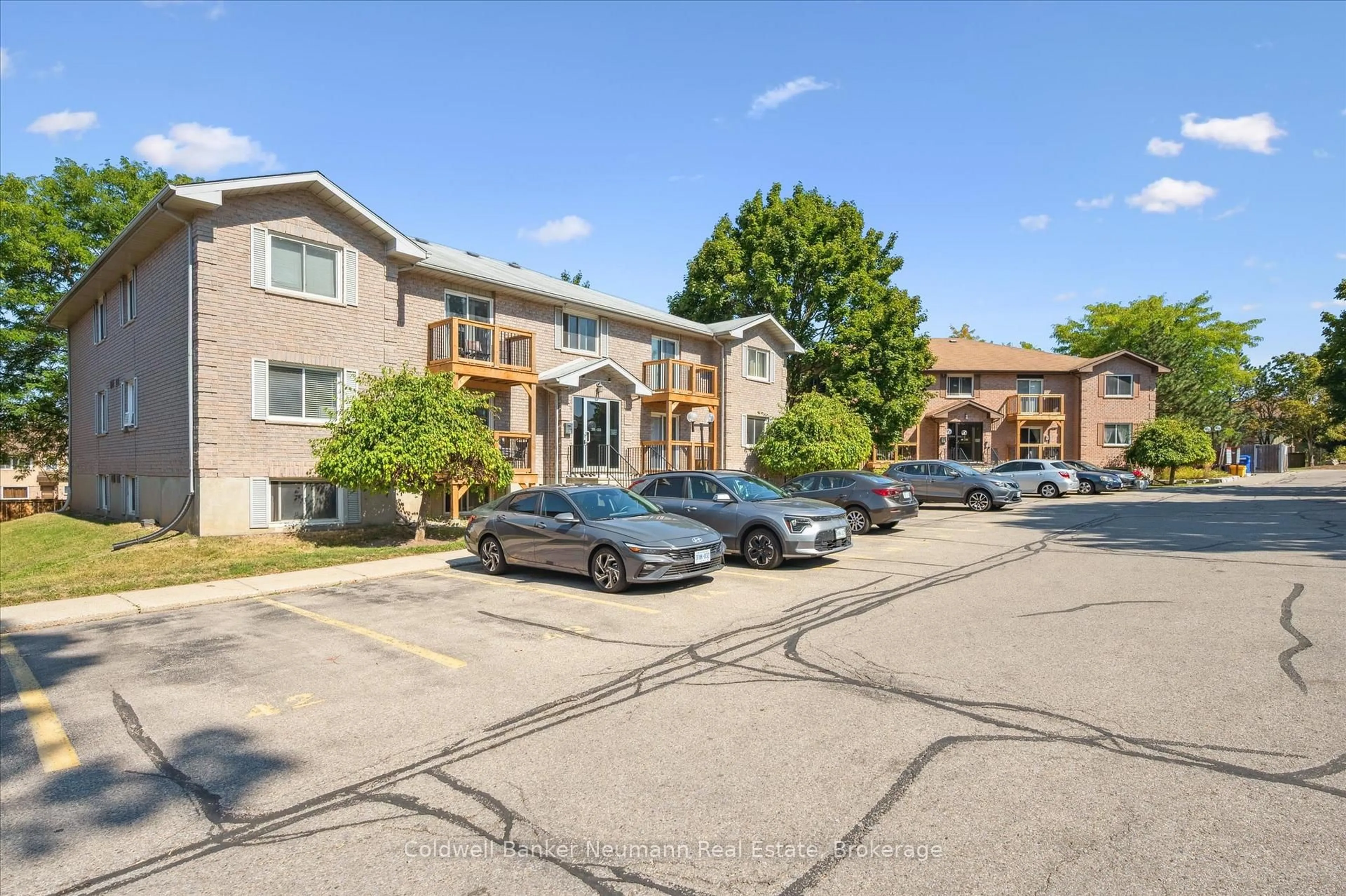 Unknown for 266 Overlea Dr #204, Kitchener Ontario N2M 5N2