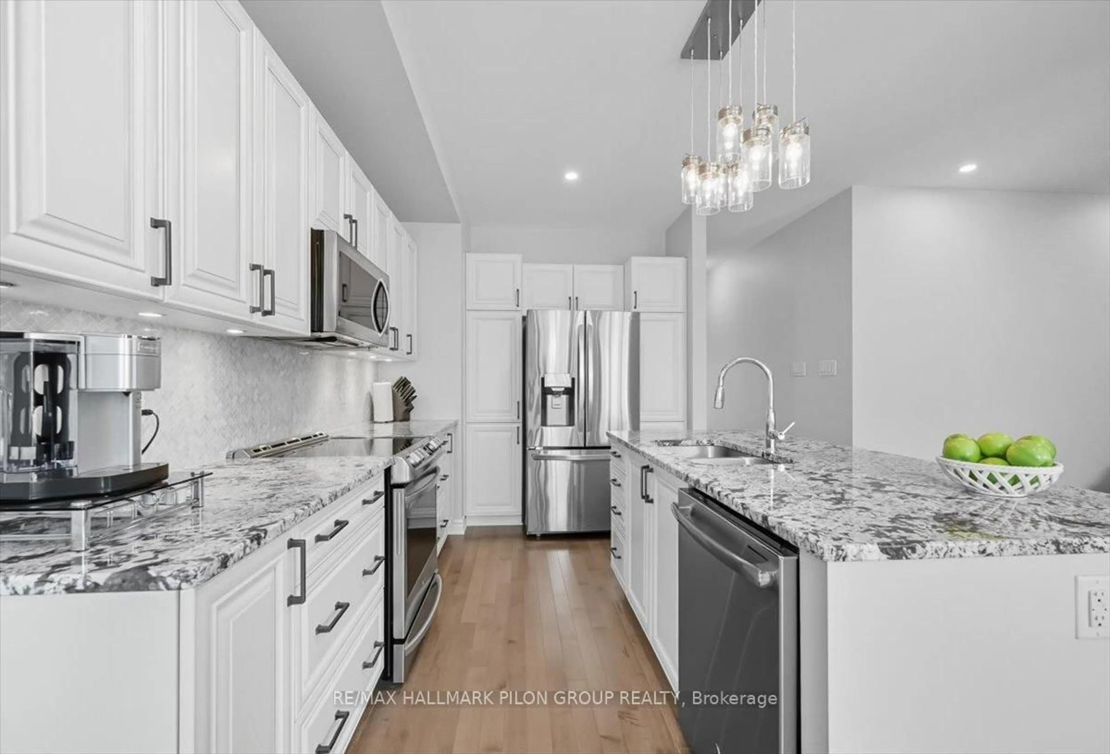 Open concept kitchen, ceramic/tile floor for 690 Decoeur Dr, Orleans Ontario K4A 1H1