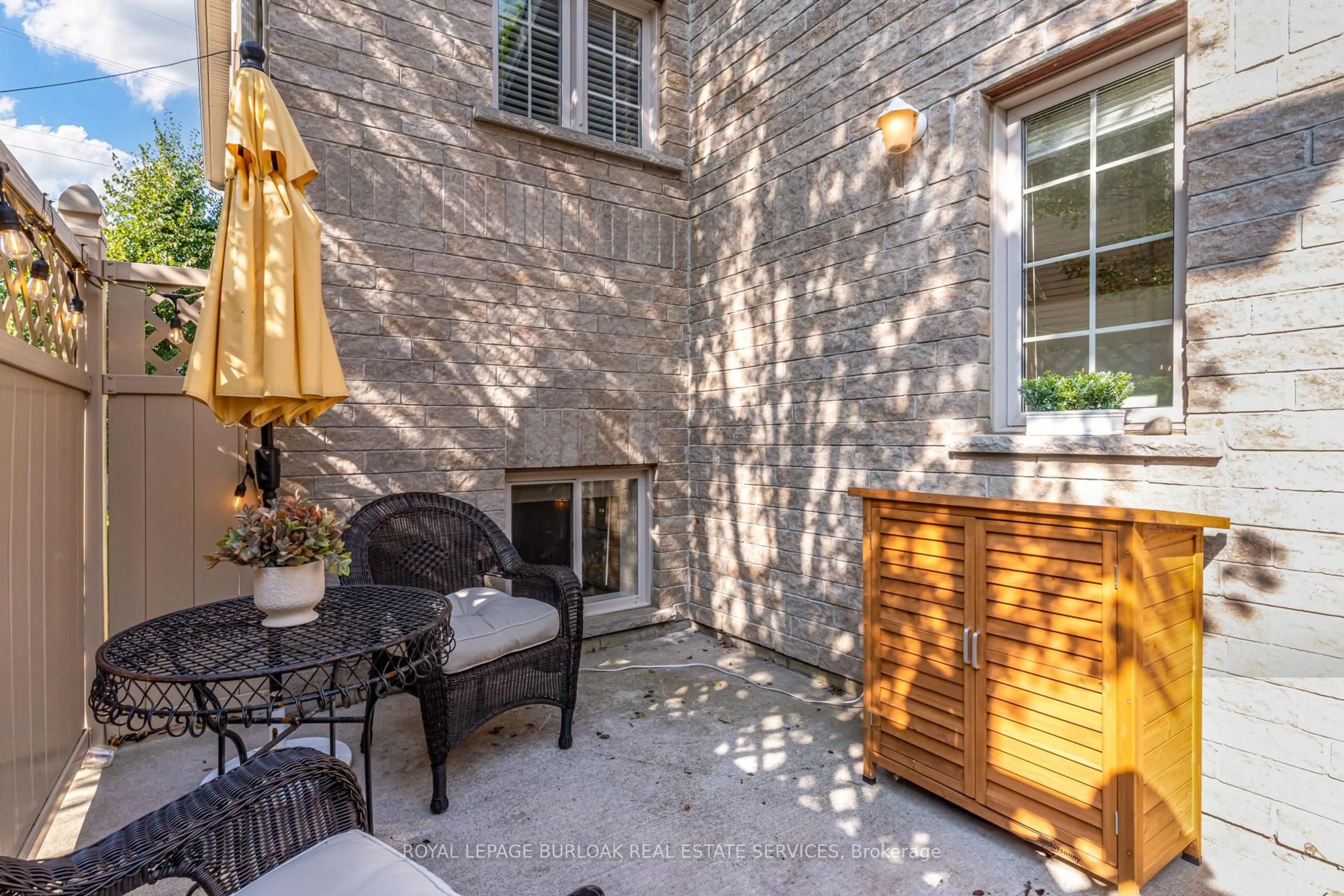 Patio, street for 1941 Ottawa St #9A, Kitchener Ontario N2E 0C2