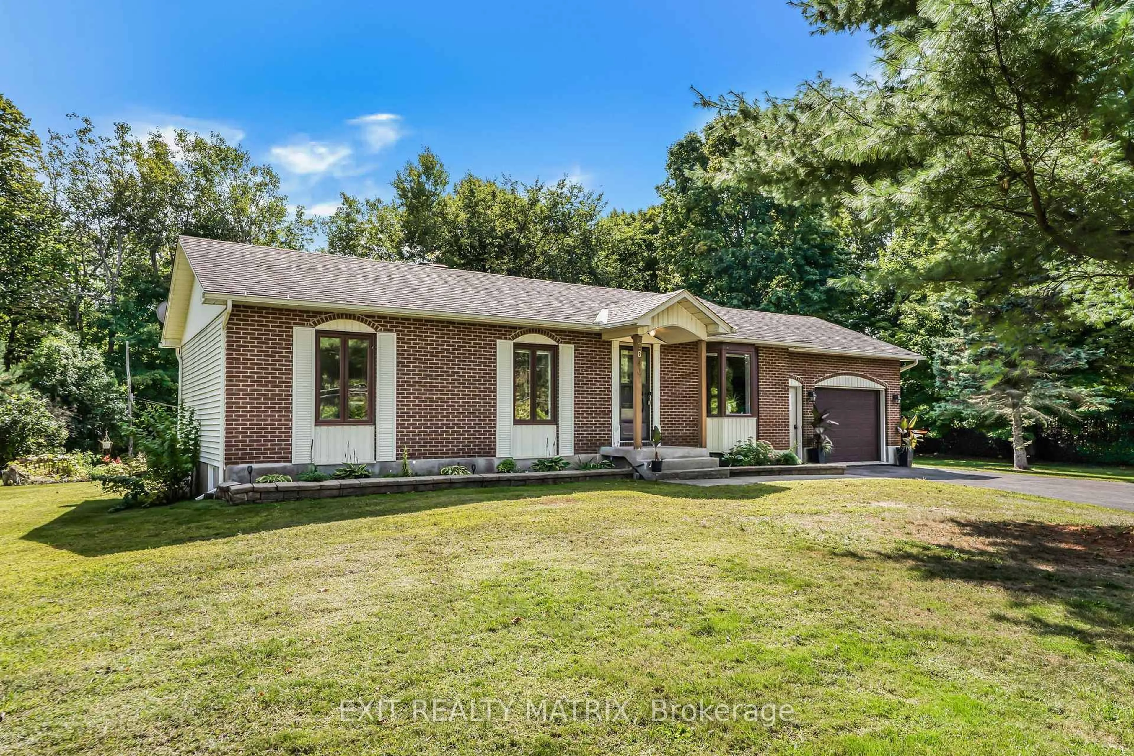 Home with brick exterior material, street for 2896 Front Rd, East Hawkesbury Ontario K6A 2R2