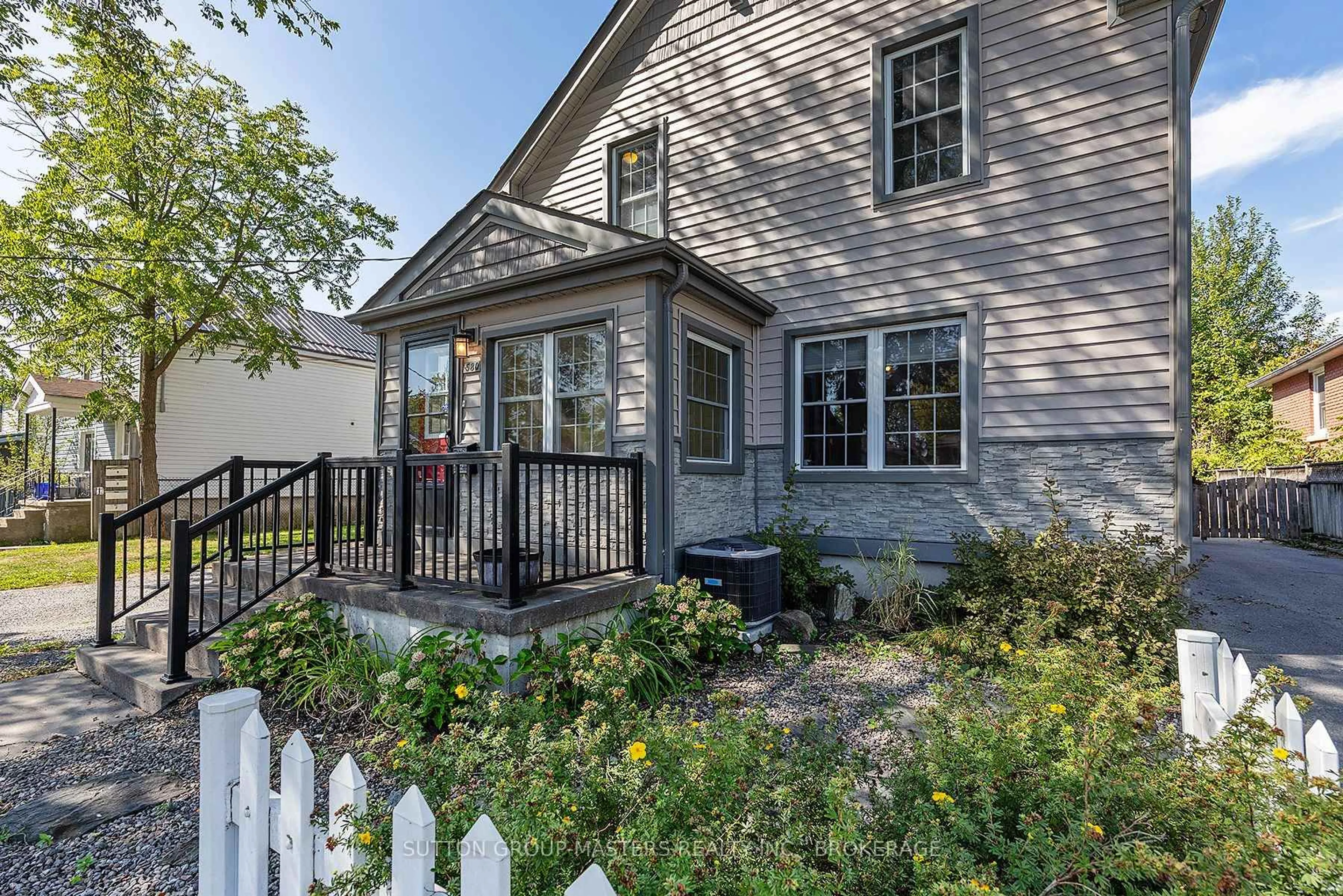 Unknown for 580 Macdonnell St, Kingston Ontario K7K 4X1
