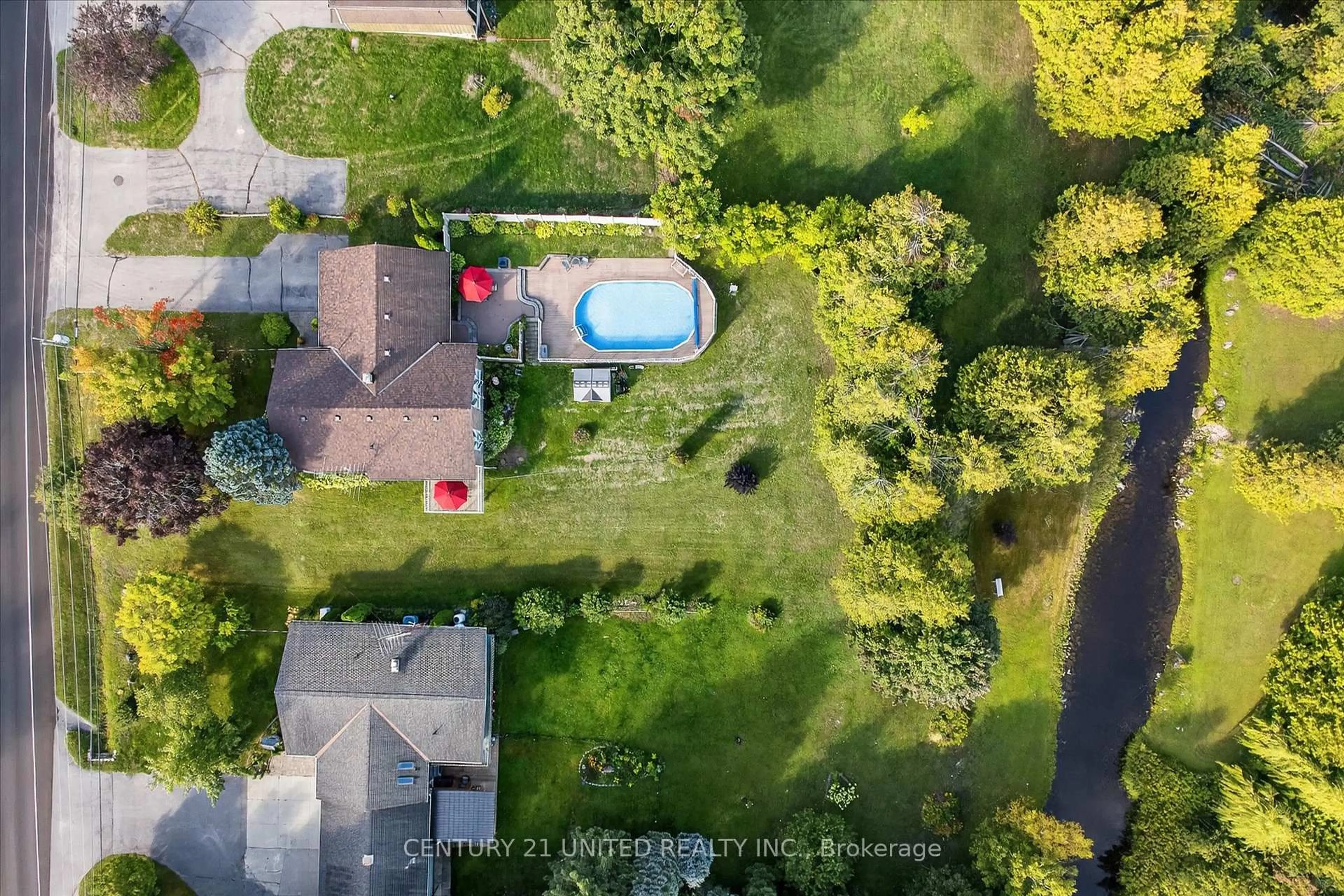 A pic from outside/outdoor area/front of a property/back of a property/a pic from drone, water/lake/river/ocean view for 2524 Sherbrooke St, Cavan Monaghan Ontario K9J 6X4
