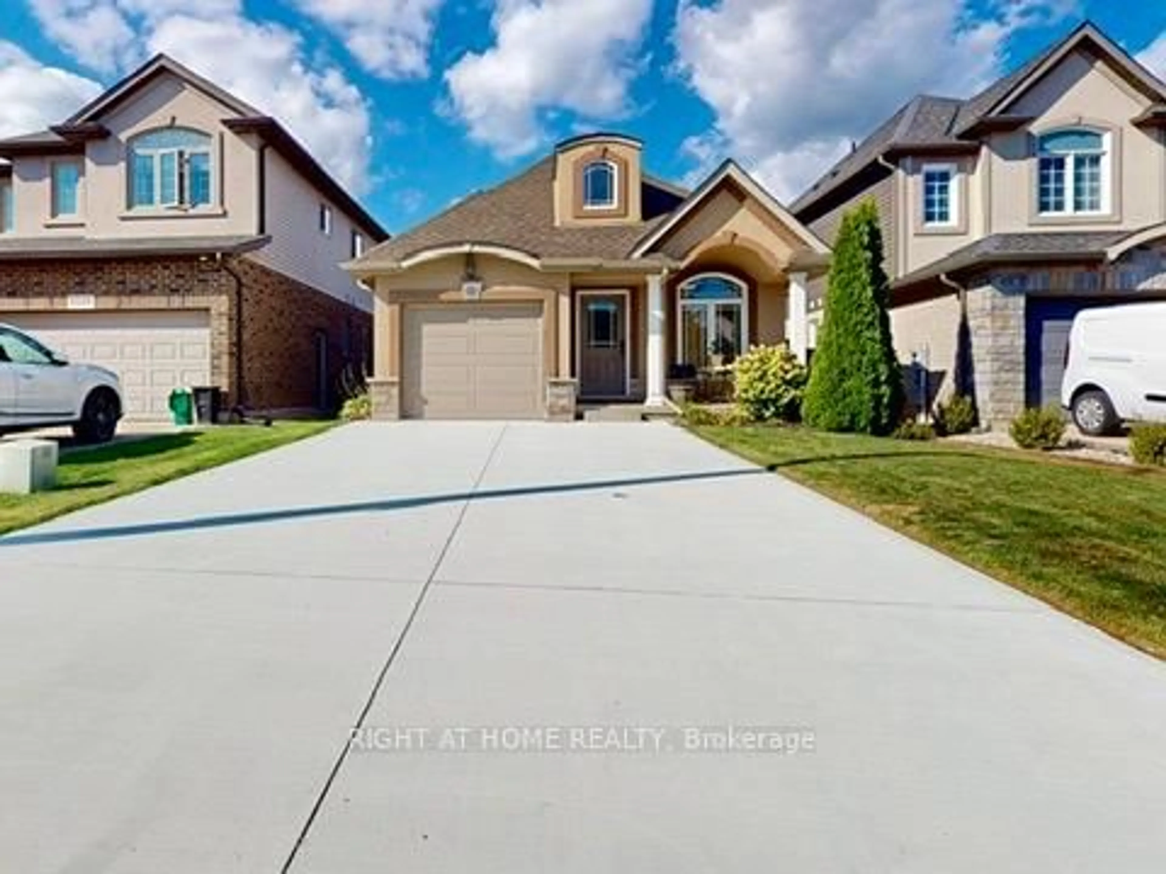 Unknown for 8583 Jennifer Cres, Niagara Falls Ontario L2H 1H4