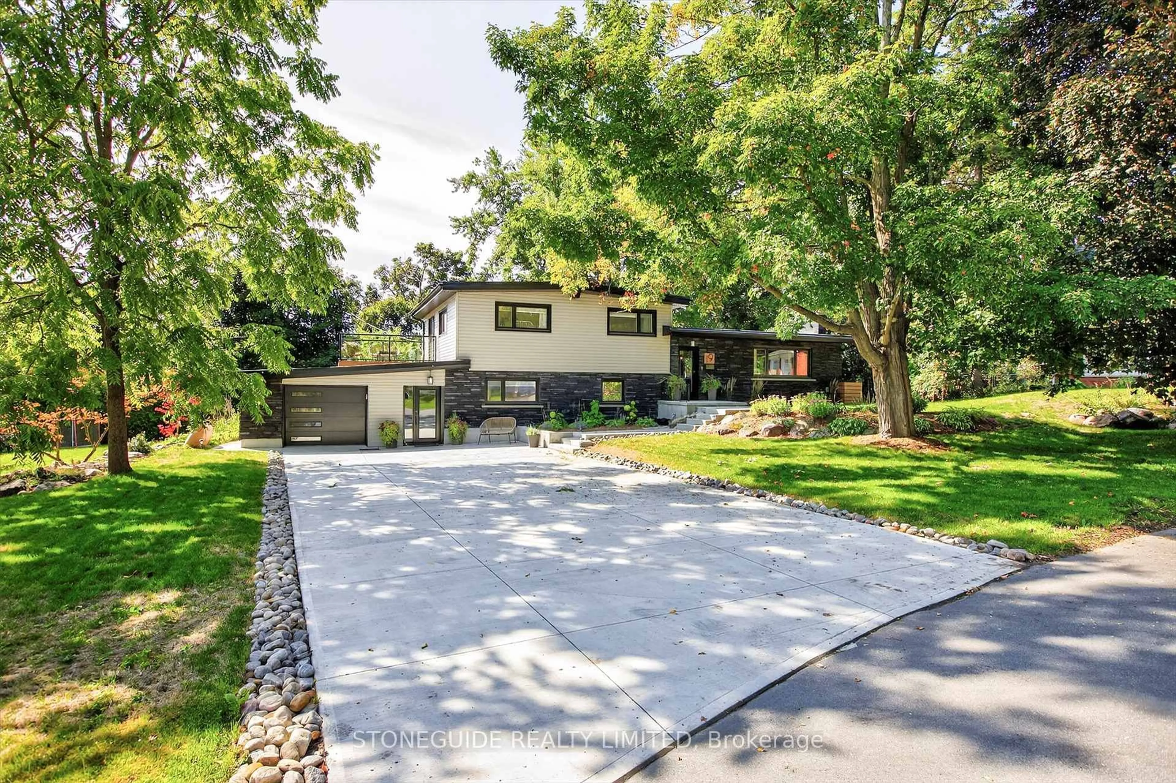 Home with vinyl exterior material, street for 19 Cindy St, Peterborough Ontario K9J 6M5