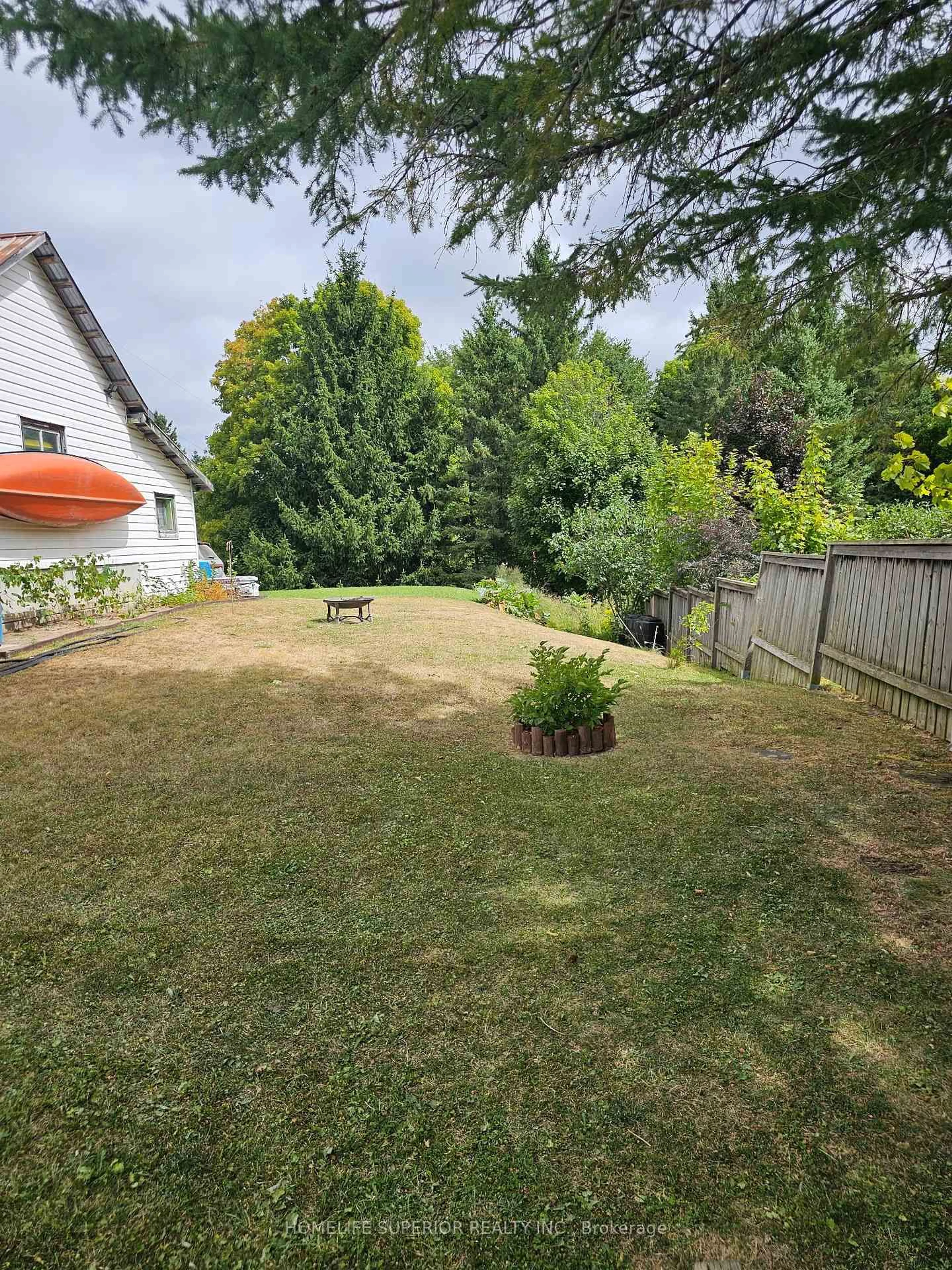 A pic from outside/outdoor area/front of a property/back of a property/a pic from drone, unknown for 98 Paul Dr, Lanark Ontario K0G 1K0