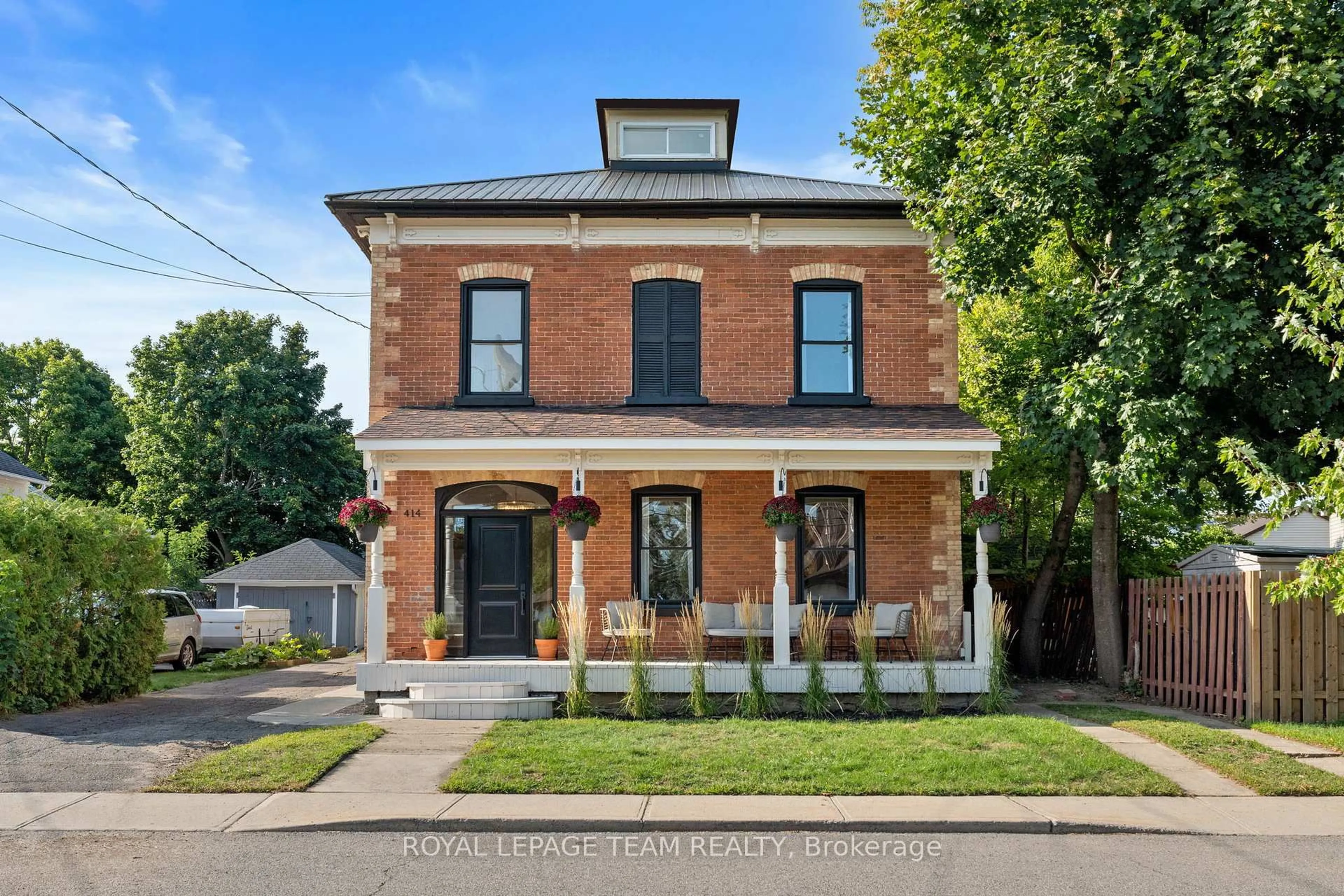 Home with brick exterior material, street for 414 James St, Prescott Ontario K0E 1T0