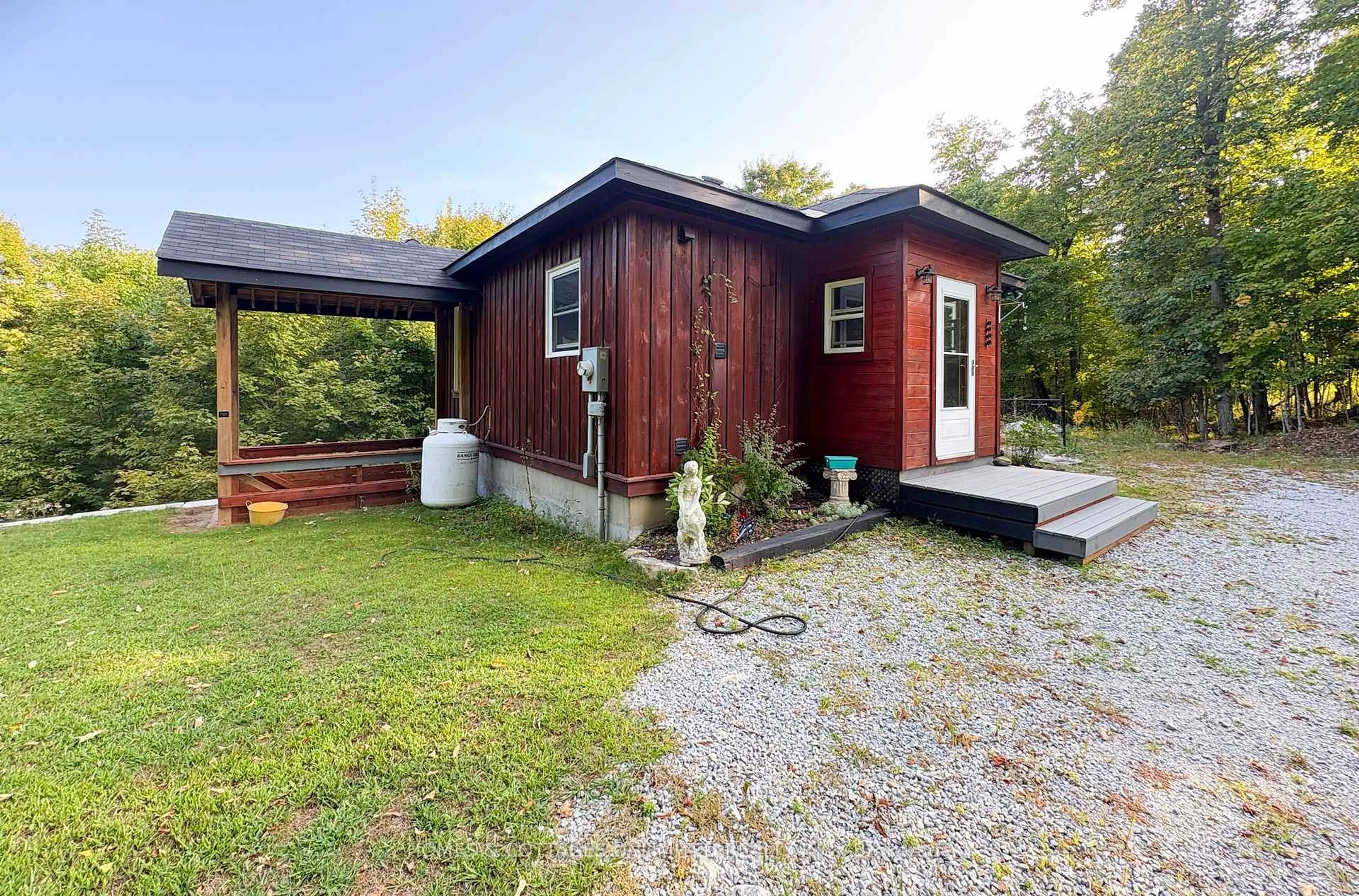 Shed for 1037A PALMERSTON Cres, Snow Road Station Ontario K0H 2R0