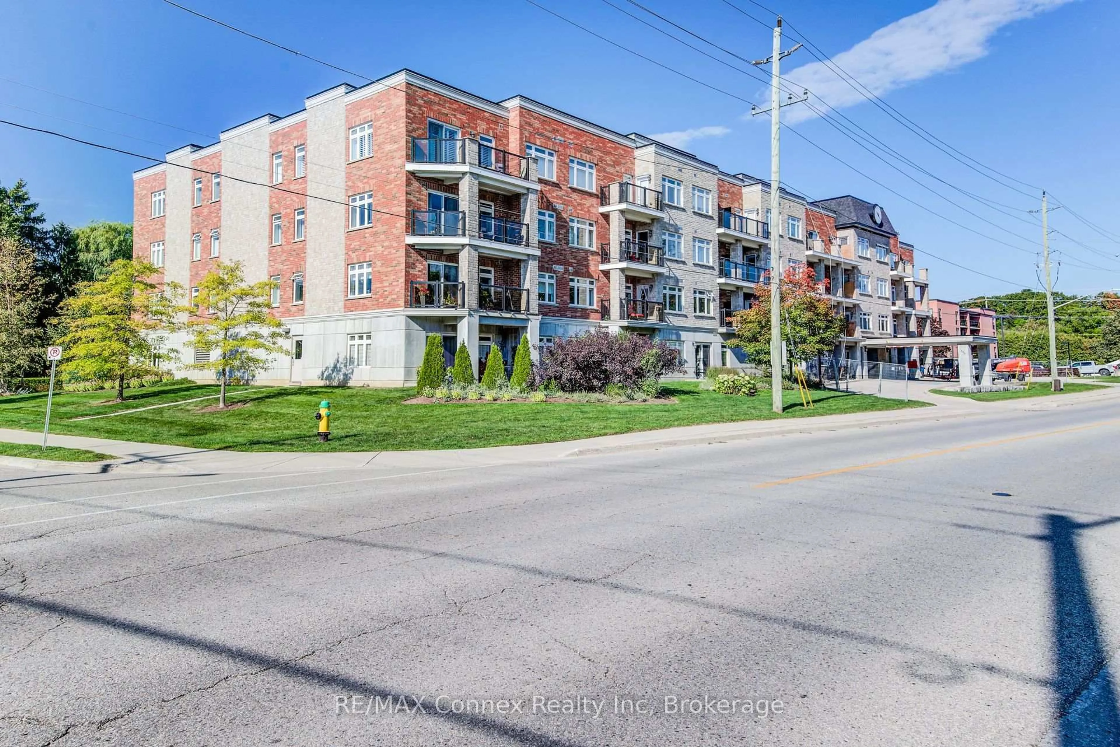 Unknown for 245 Scotland St #214, Centre Wellington Ontario N1M 0B5