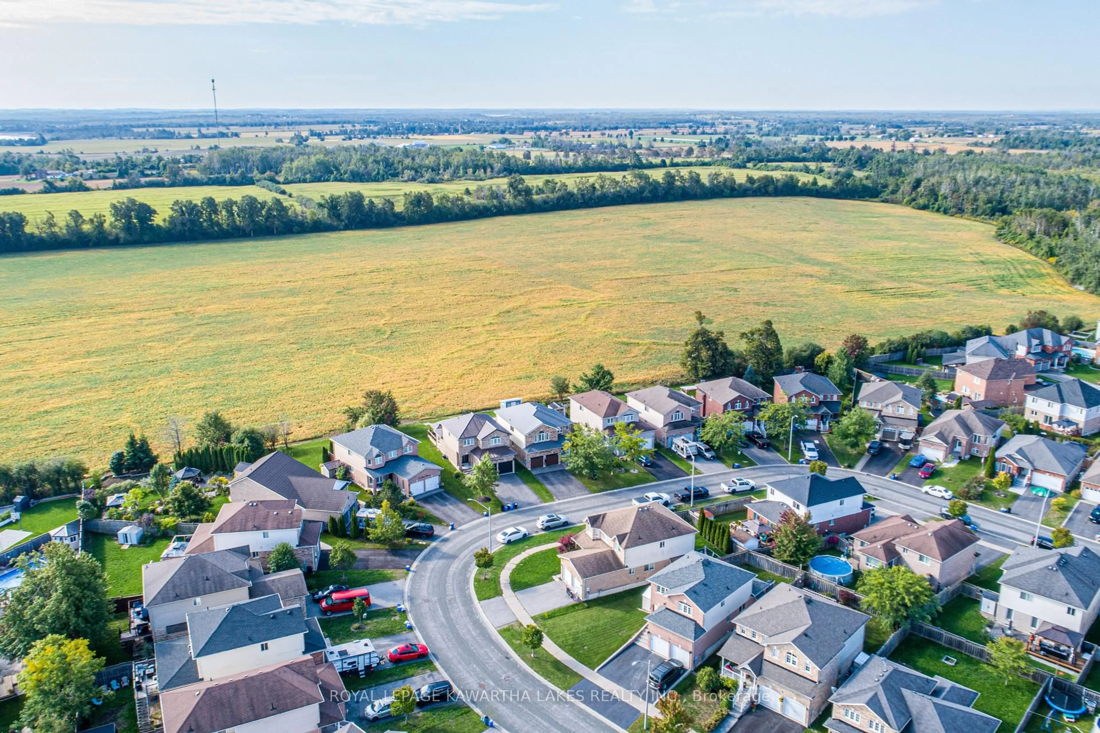 A pic from outside/outdoor area/front of a property/back of a property/a pic from drone, street for 28 Lucas Cres, Kawartha Lakes Ontario K9V 0C5