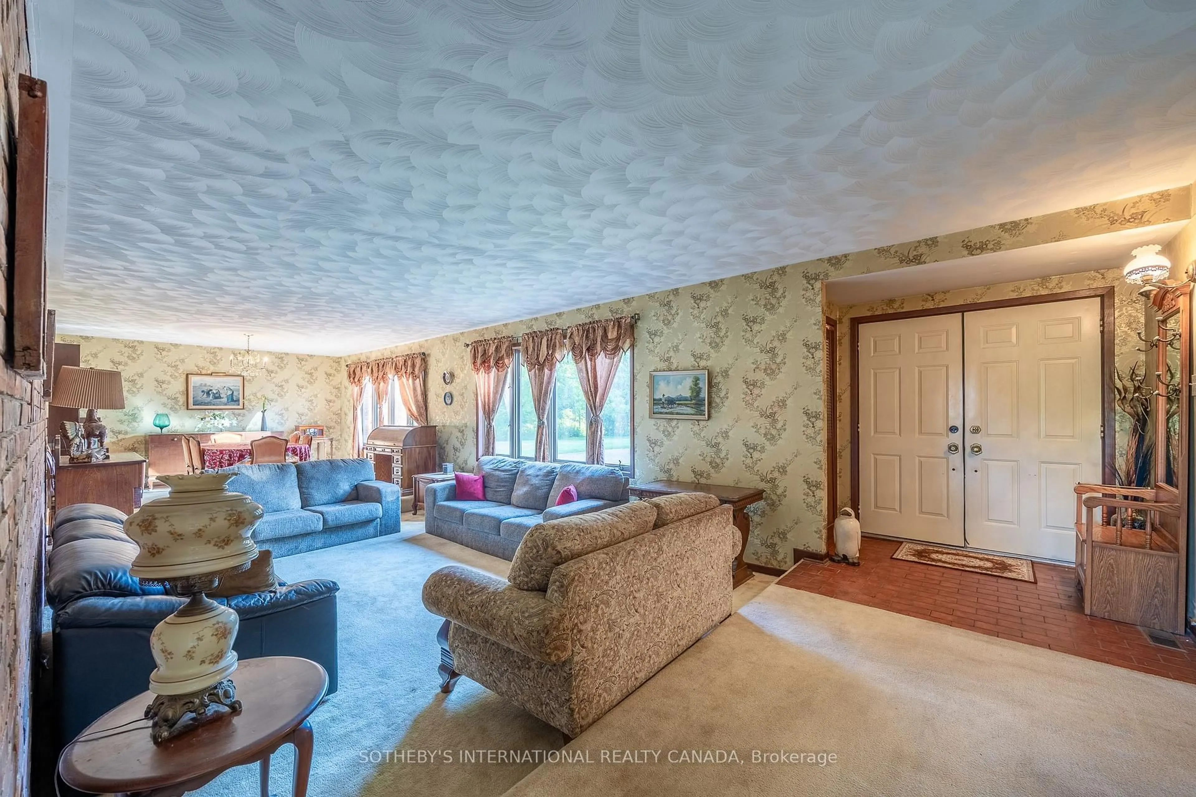 Living room with furniture, unknown for 54 Ryerse Rd, Norfolk Ontario N3Y 4K2