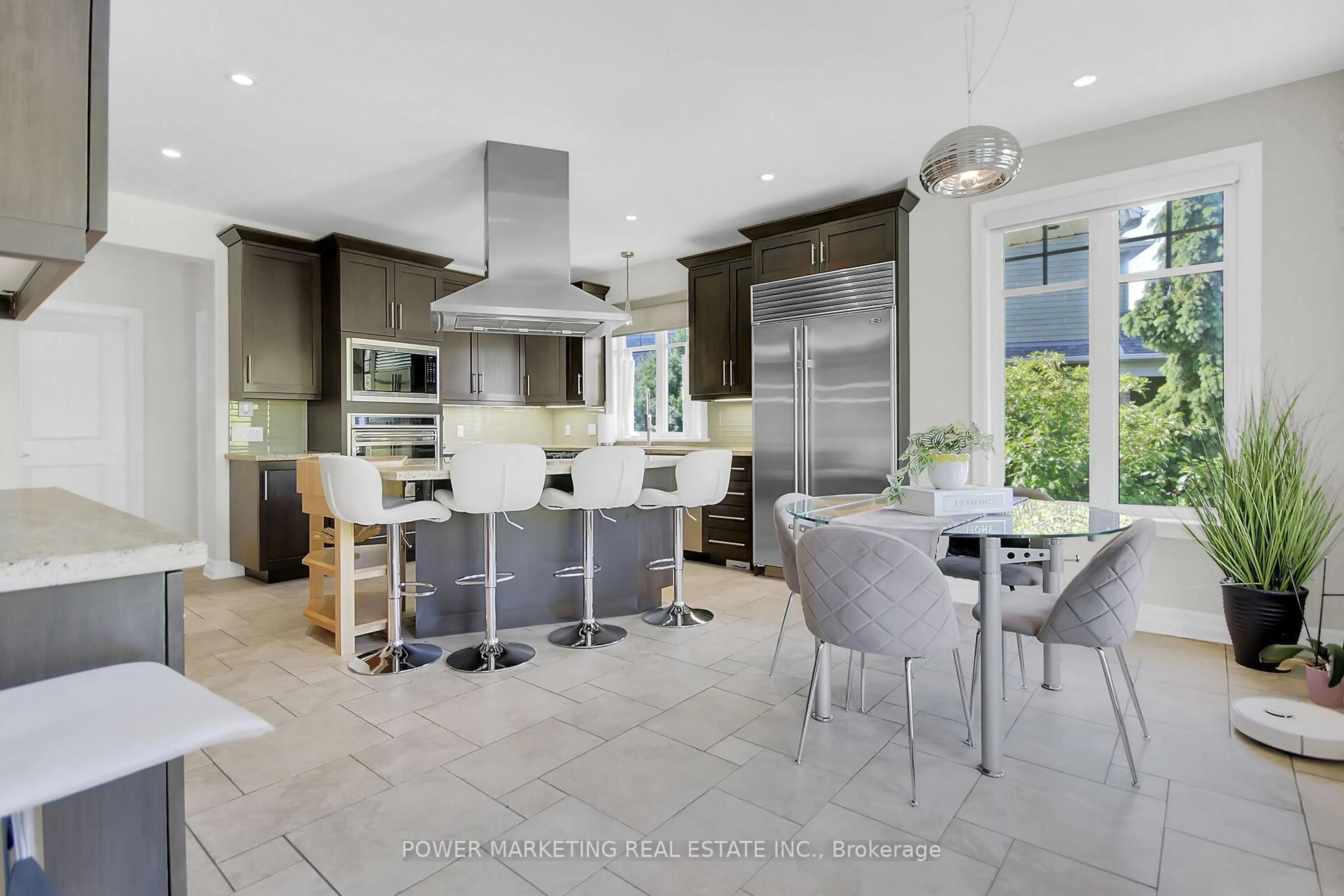Contemporary kitchen, ceramic/tile floor for 15 MARWOOD Crt, Ottawa Ontario K2J 5G1