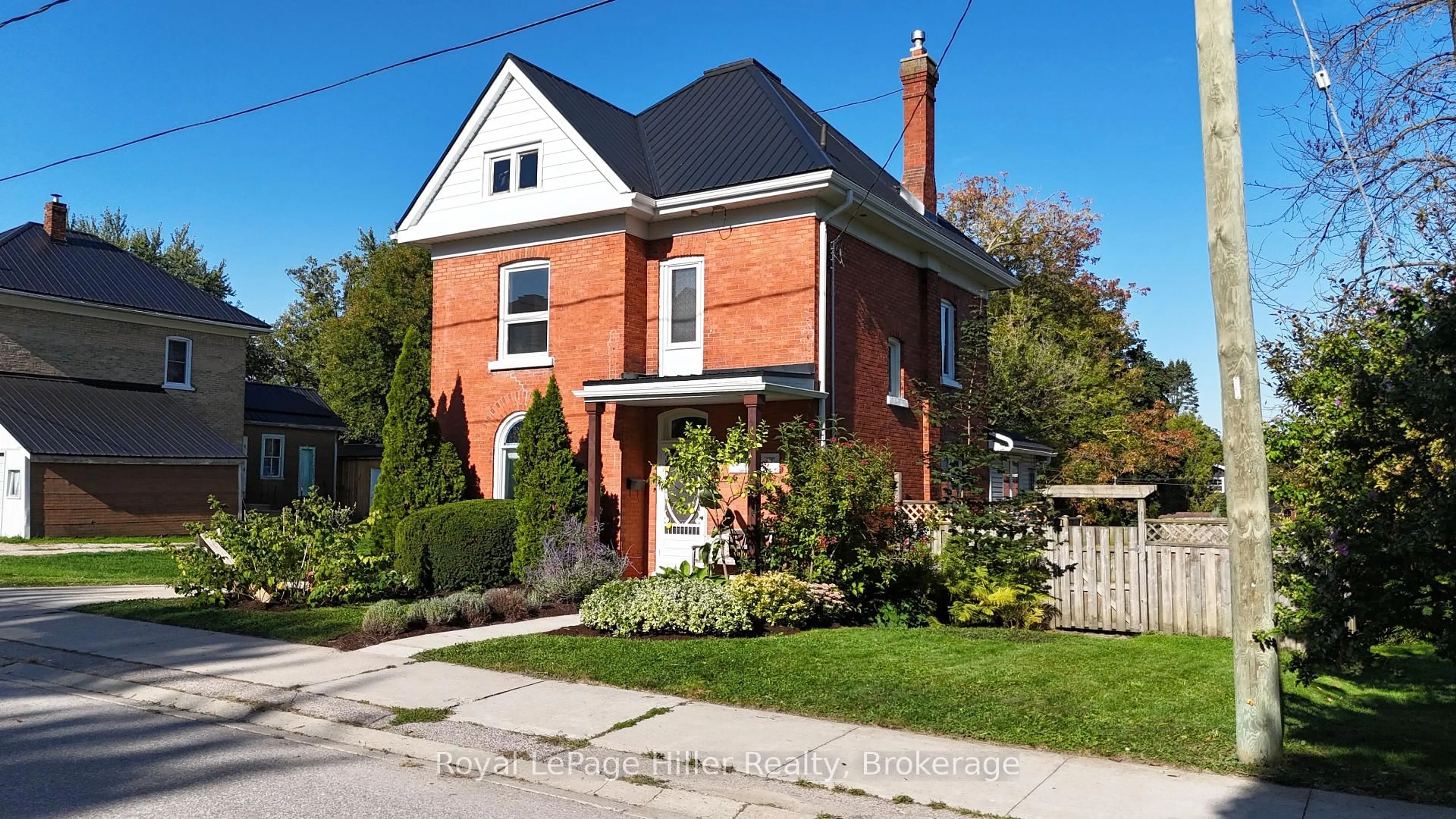Home with brick exterior material, street for 4 Temperance St, Perth East Ontario N0K 1M0