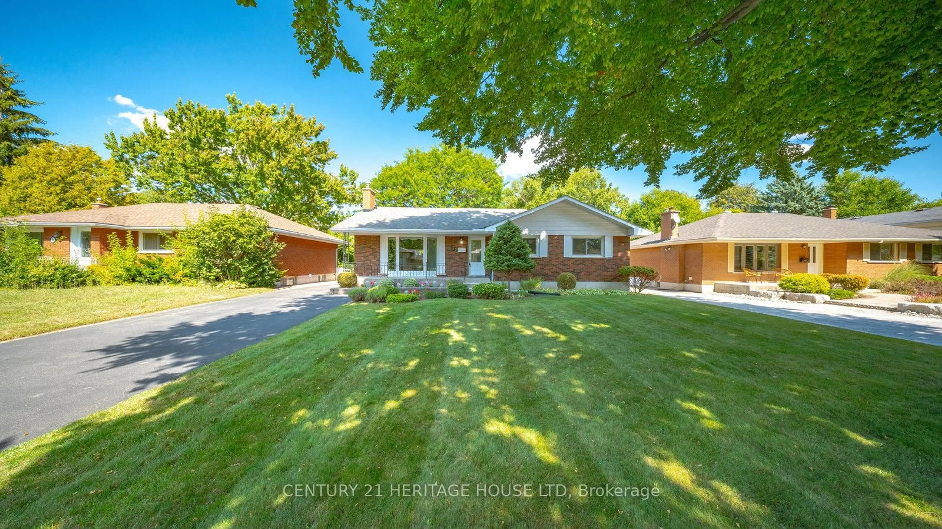 Home with brick exterior material, street for 73 Pusey Blvd, Brantford Ontario N3R 2S4