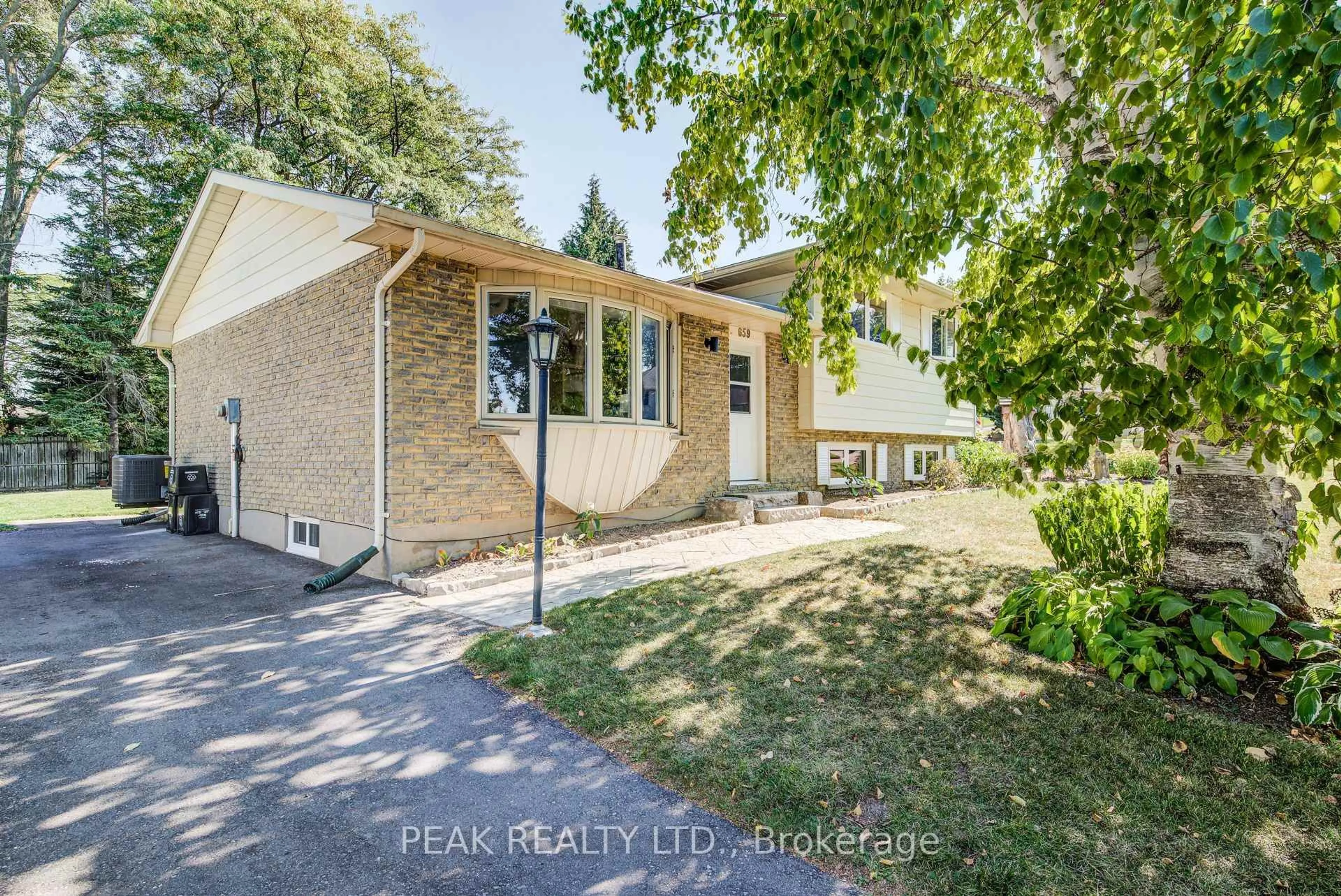 Unknown for 659 Gladstone Dr, Woodstock Ontario N4S 5S7