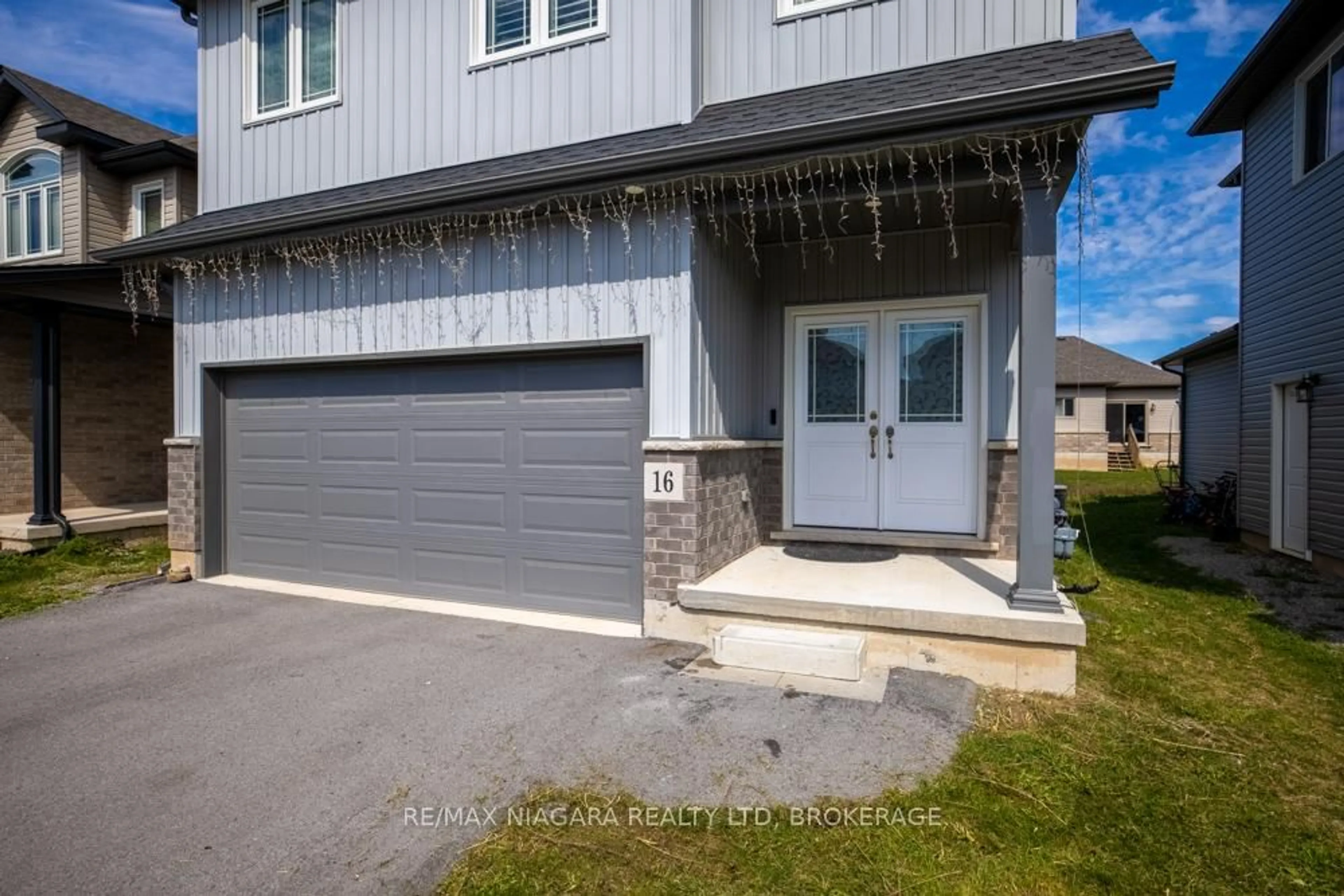 Unknown for 16 Bowman Cres, Thorold Ontario L2V 0G3