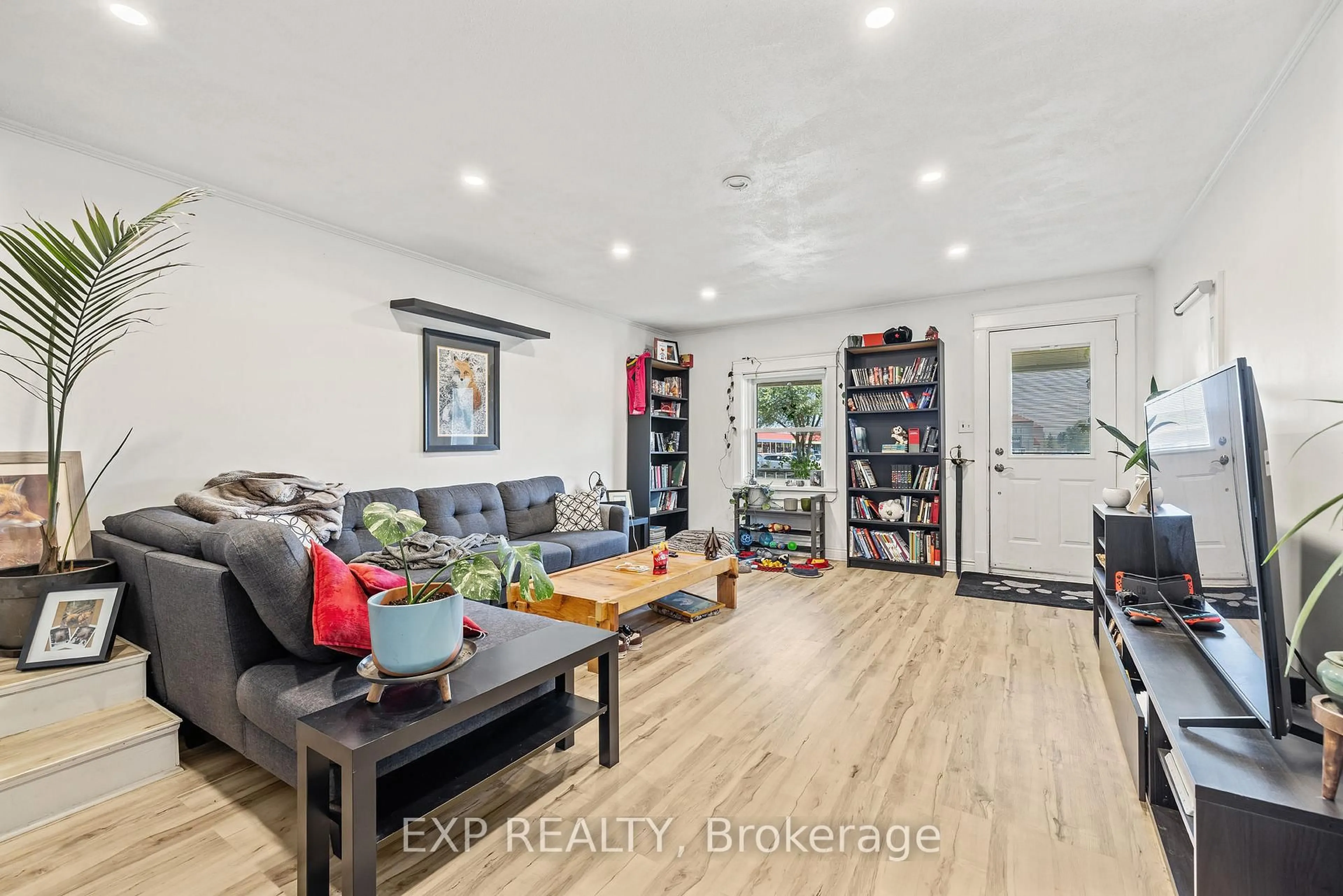 Unknown for 237 Victoria Rd, Guelph Ontario N1E 5P9