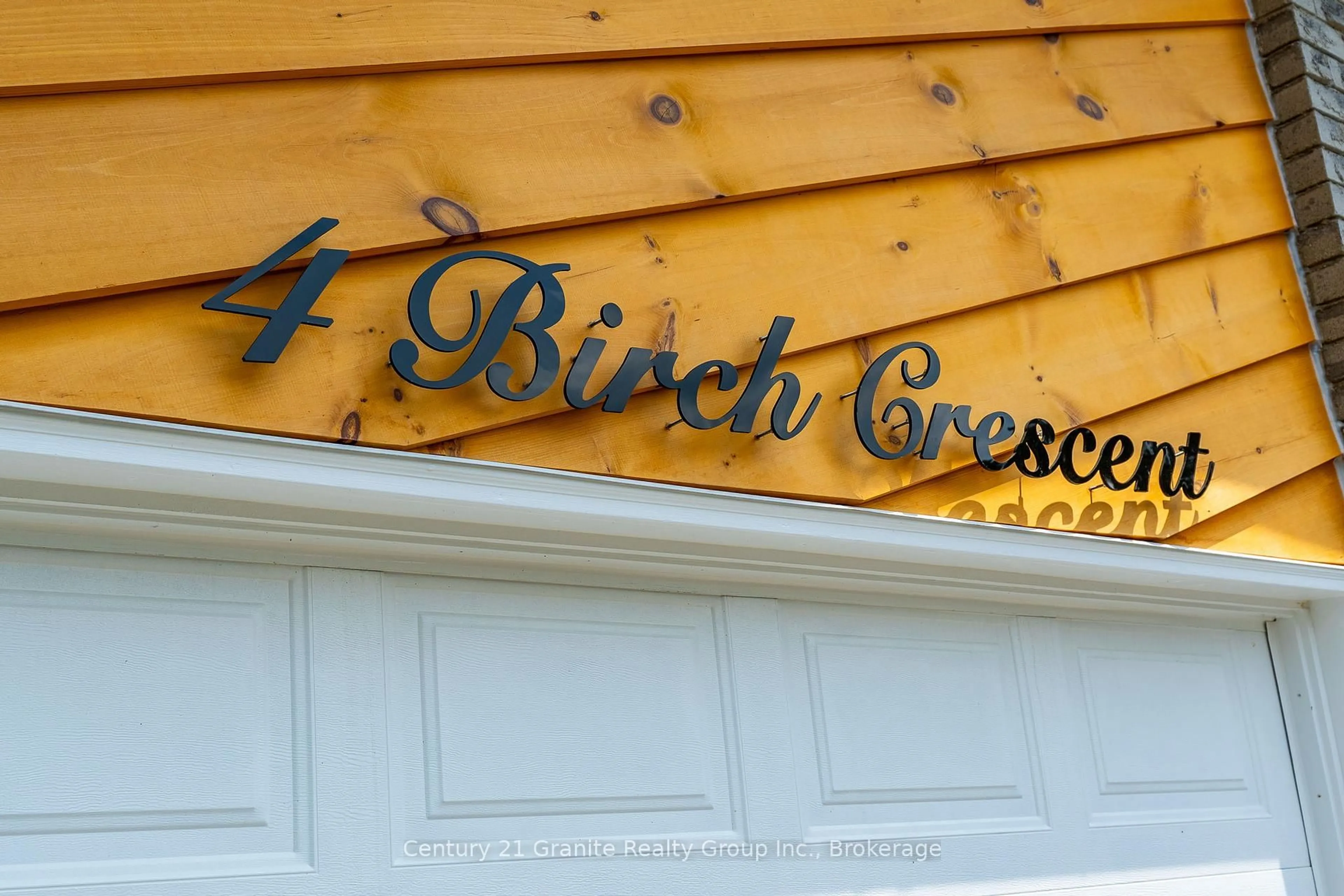 Unknown for 4 Birch Cres, Kawartha Lakes Ontario K0M 1A0