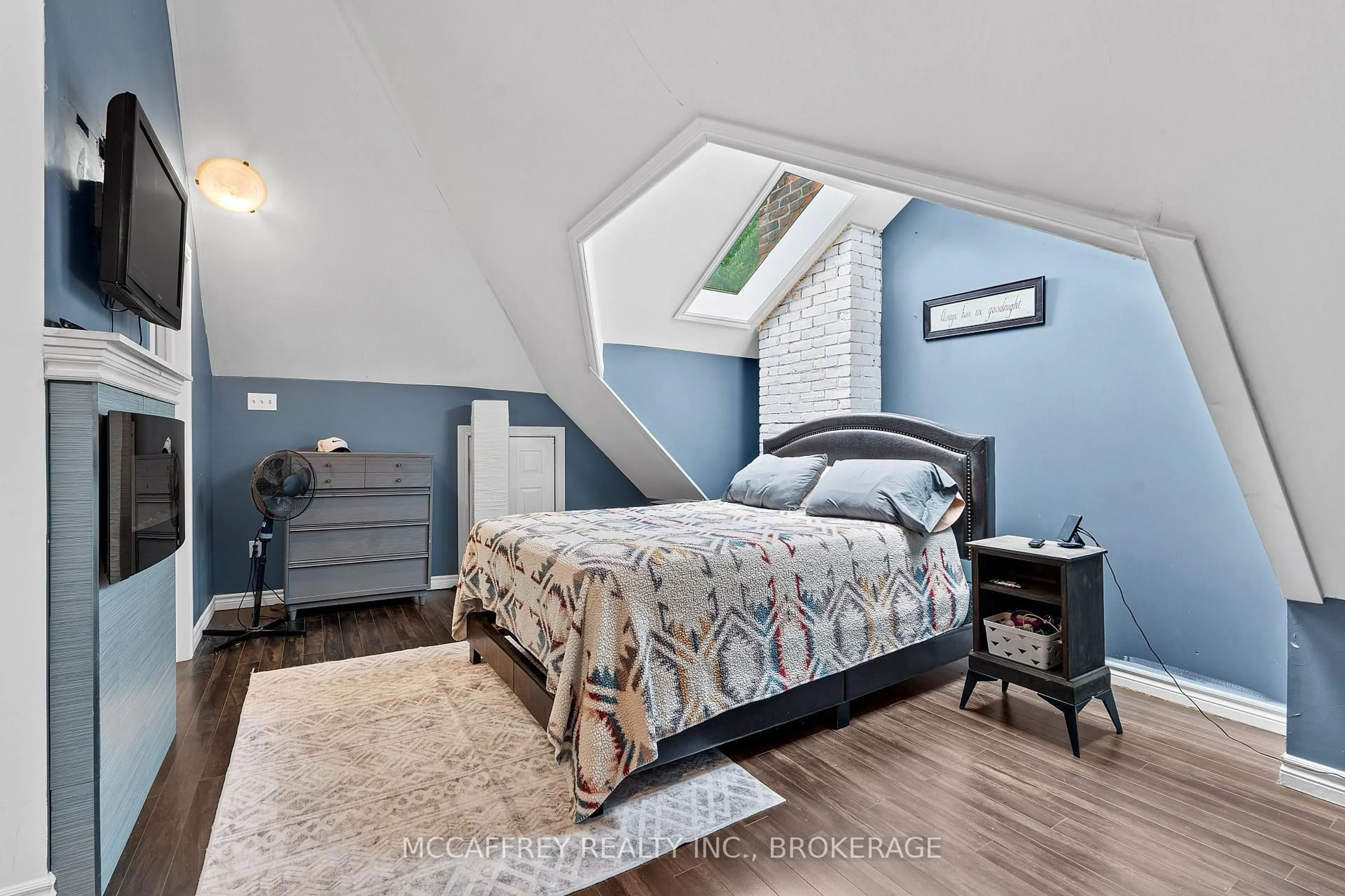 Bedroom with bed, unknown for 110 Adelaide St, Front of Leeds & Seeleys Bay Ontario K0H 2N0