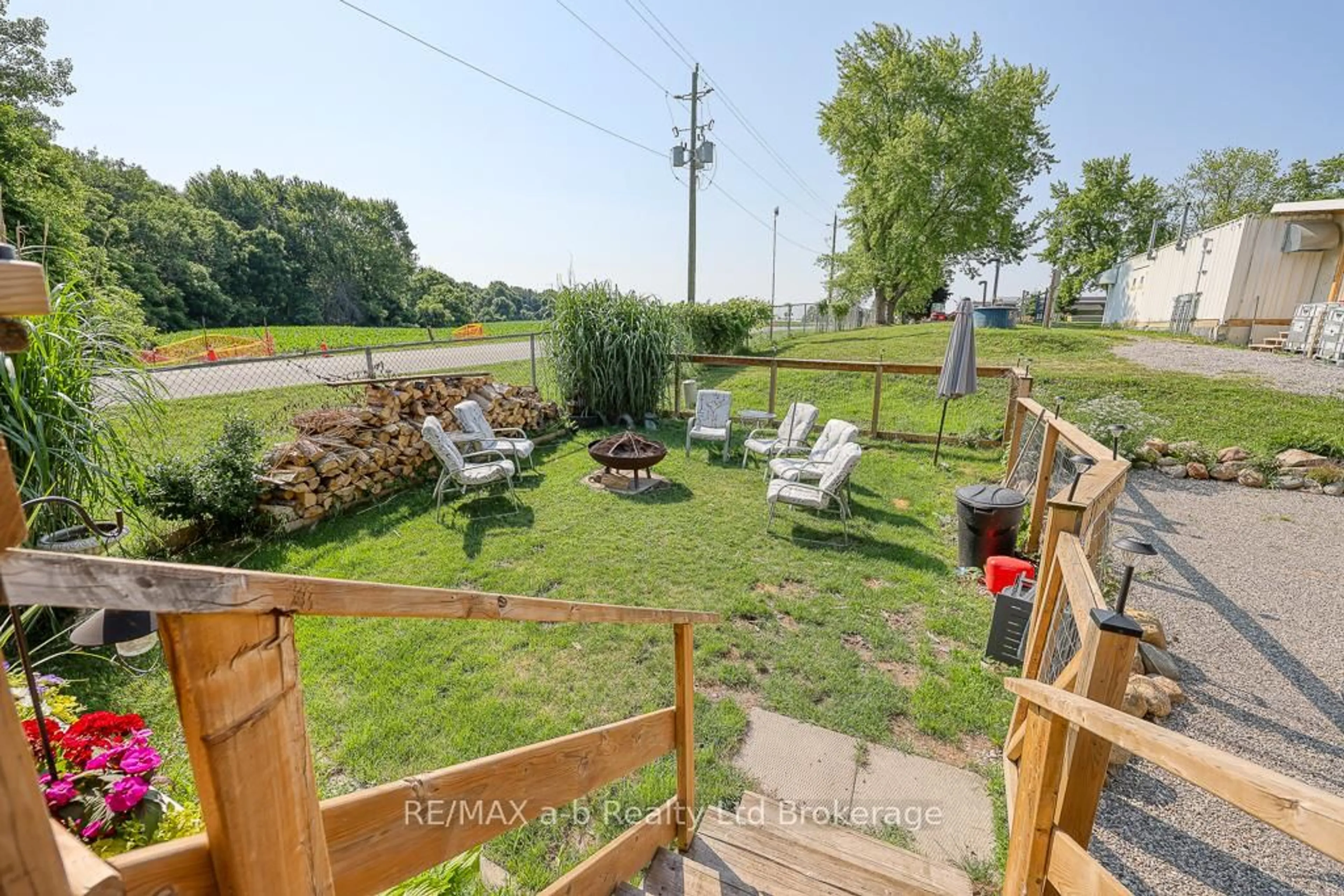 Patio, water/lake/river/ocean view for 99 FOURTH CONCESSION #171, Brant Ontario N0E 1A0