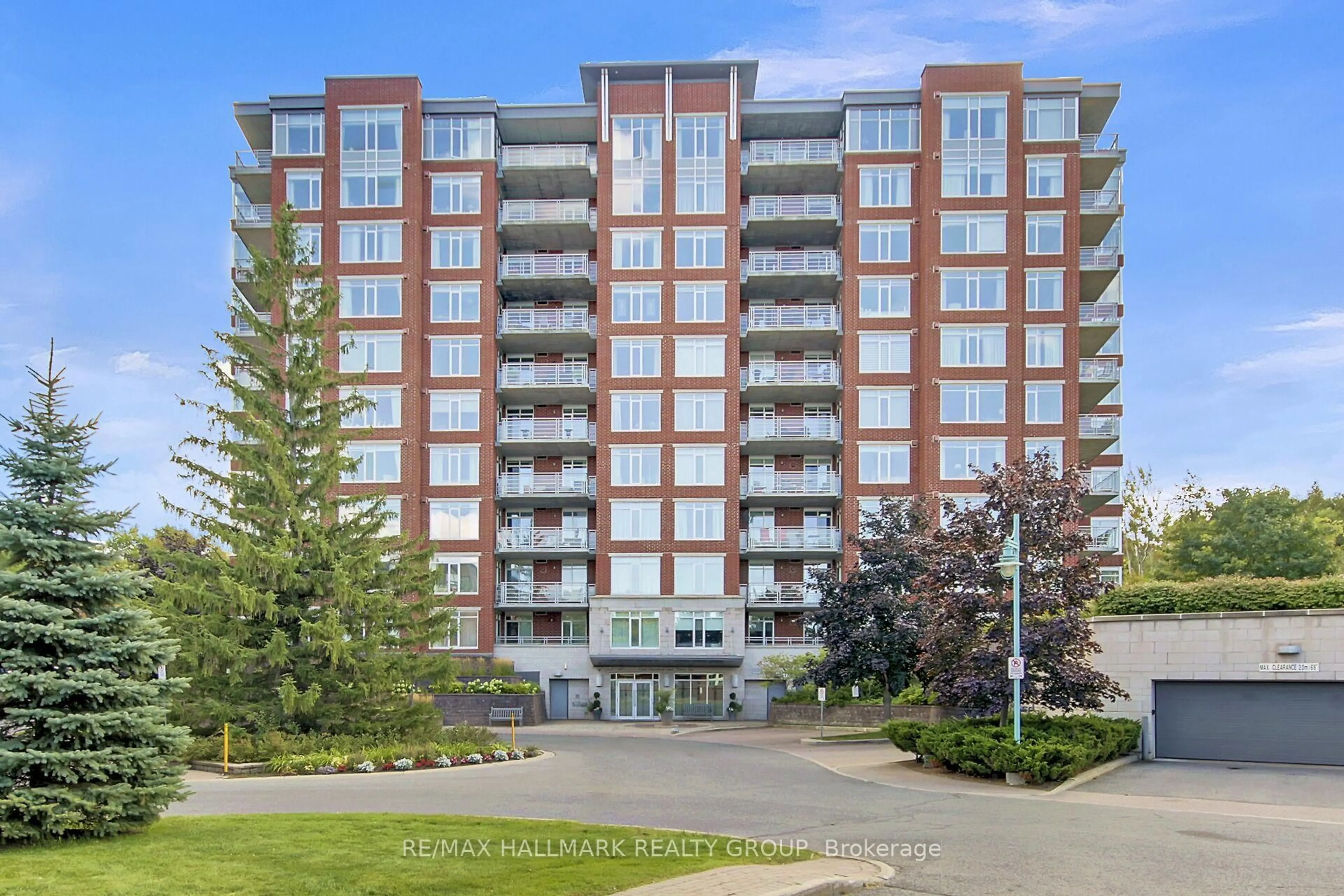 Unknown for 136 Darlington Private #608, Ottawa Ontario K1V 0X6