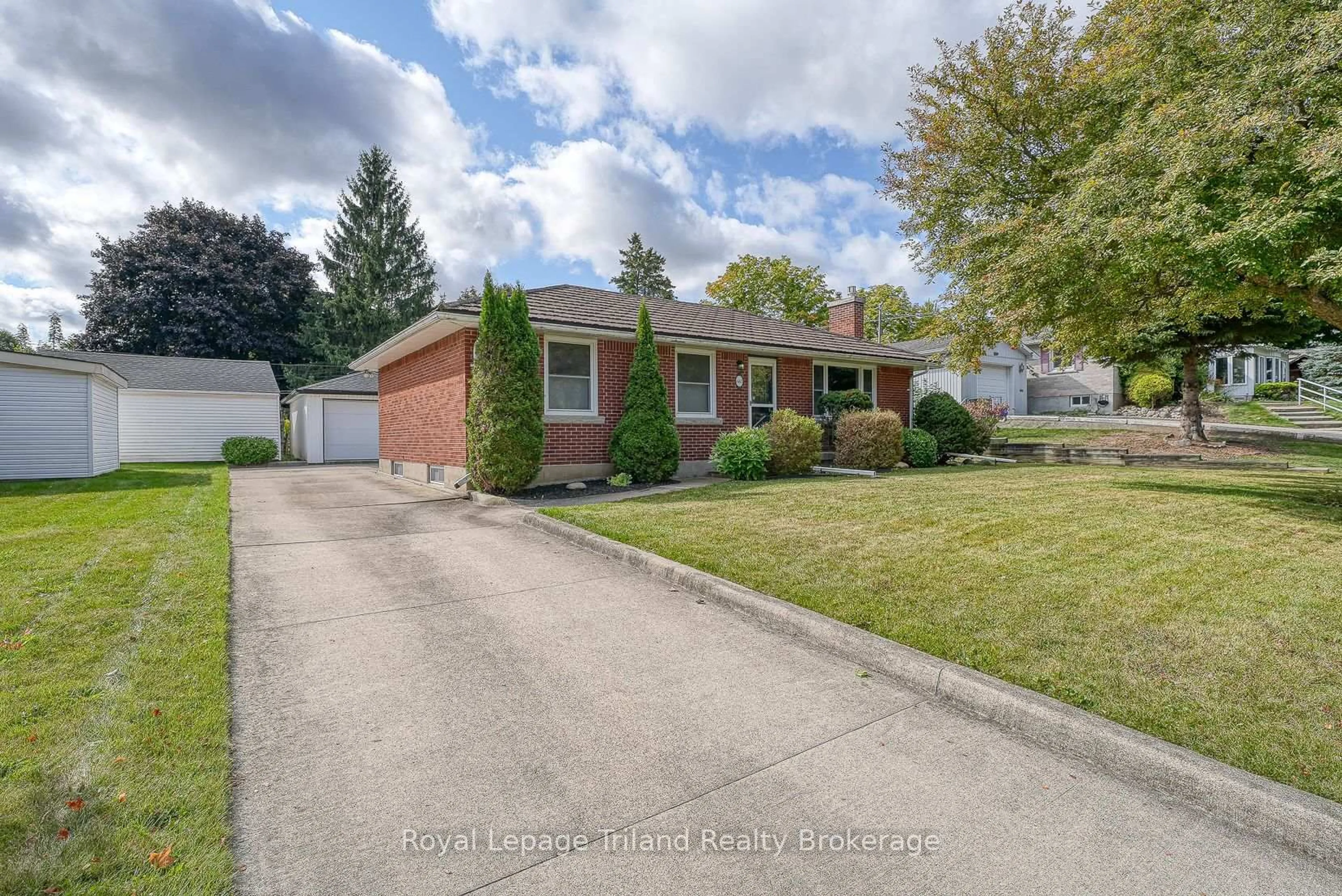 Home with brick exterior material, street for 662 Glencairn Ave, Woodstock Ontario N4S 5V6