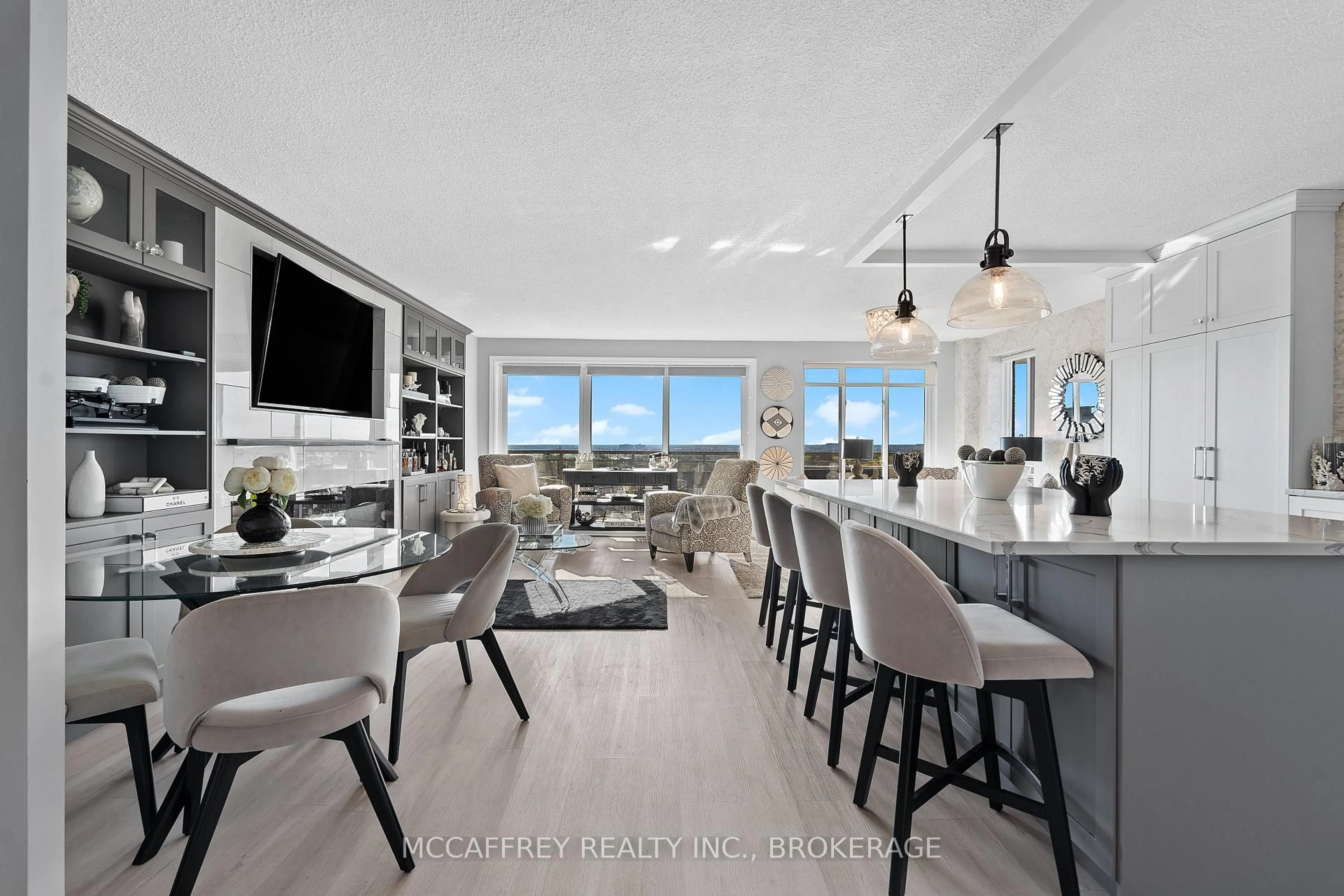 Open concept kitchen, unknown for 257 Bath Rd, Kingston Ontario K7M 7T3