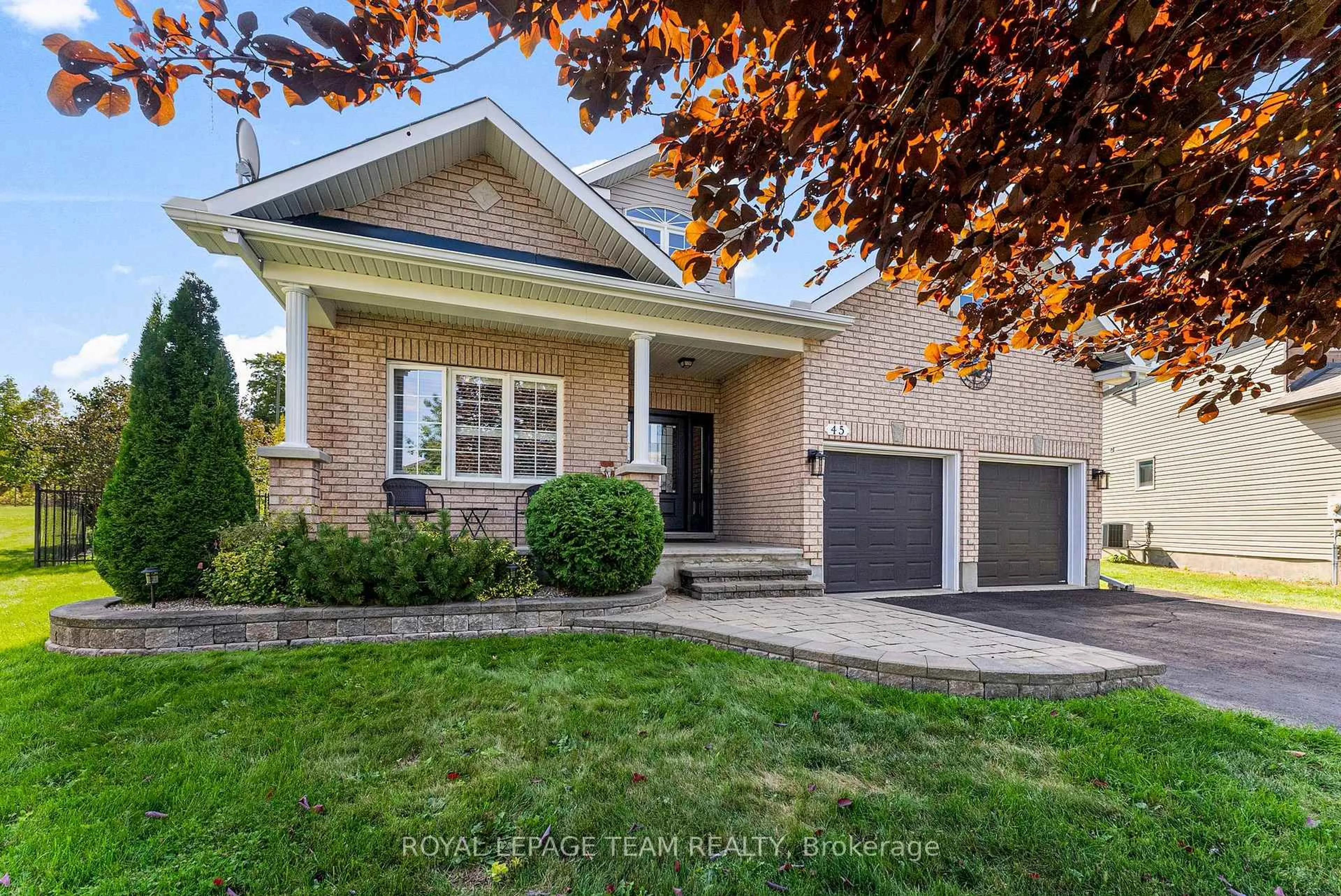 Home with brick exterior material, street for 45 Edward Vince Evans Crt, Arnprior Ontario K7S 0K5