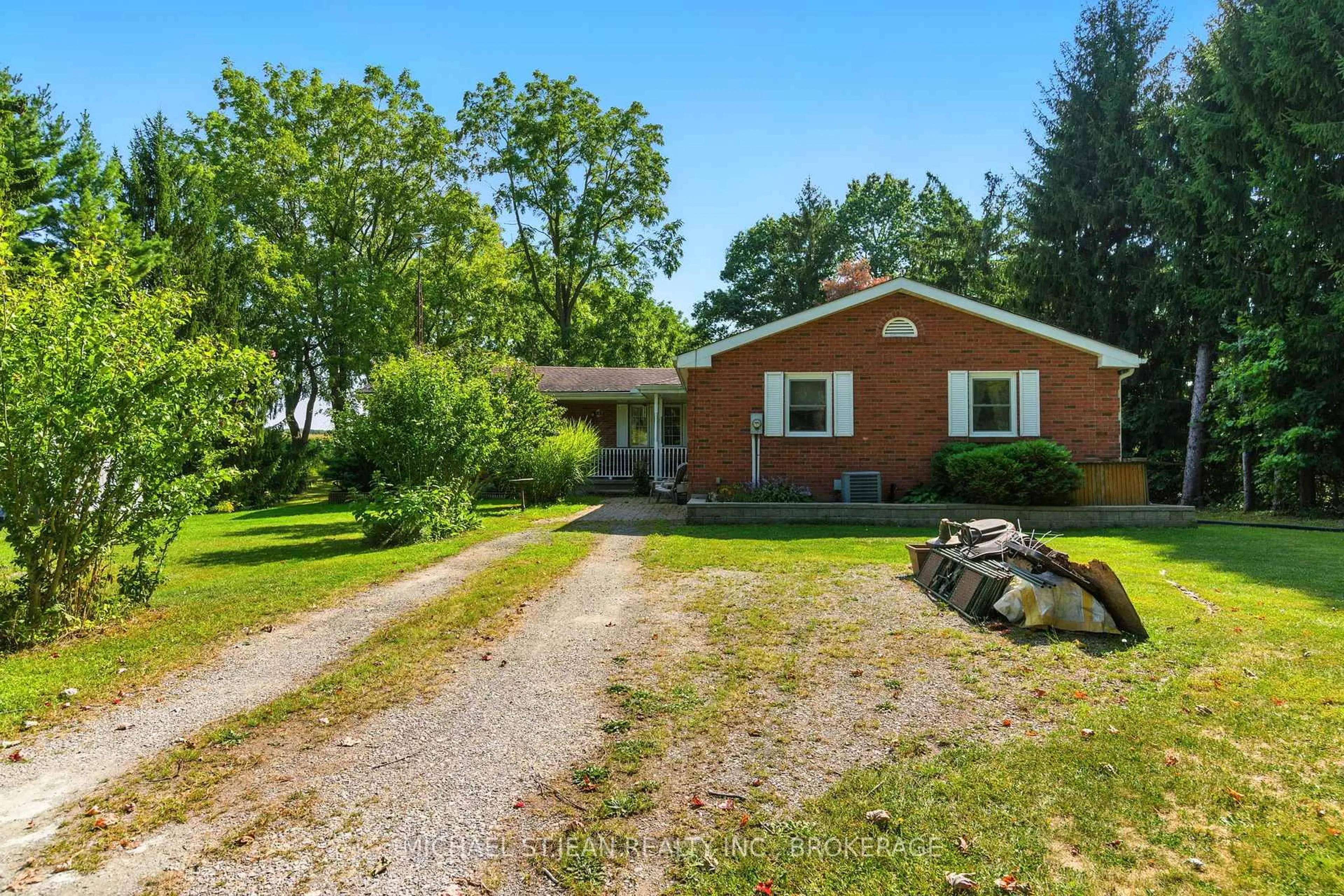 A pic from outside/outdoor area/front of a property/back of a property/a pic from drone, street for 42347 Highway 3, Wainfleet Ontario L0S 1V0