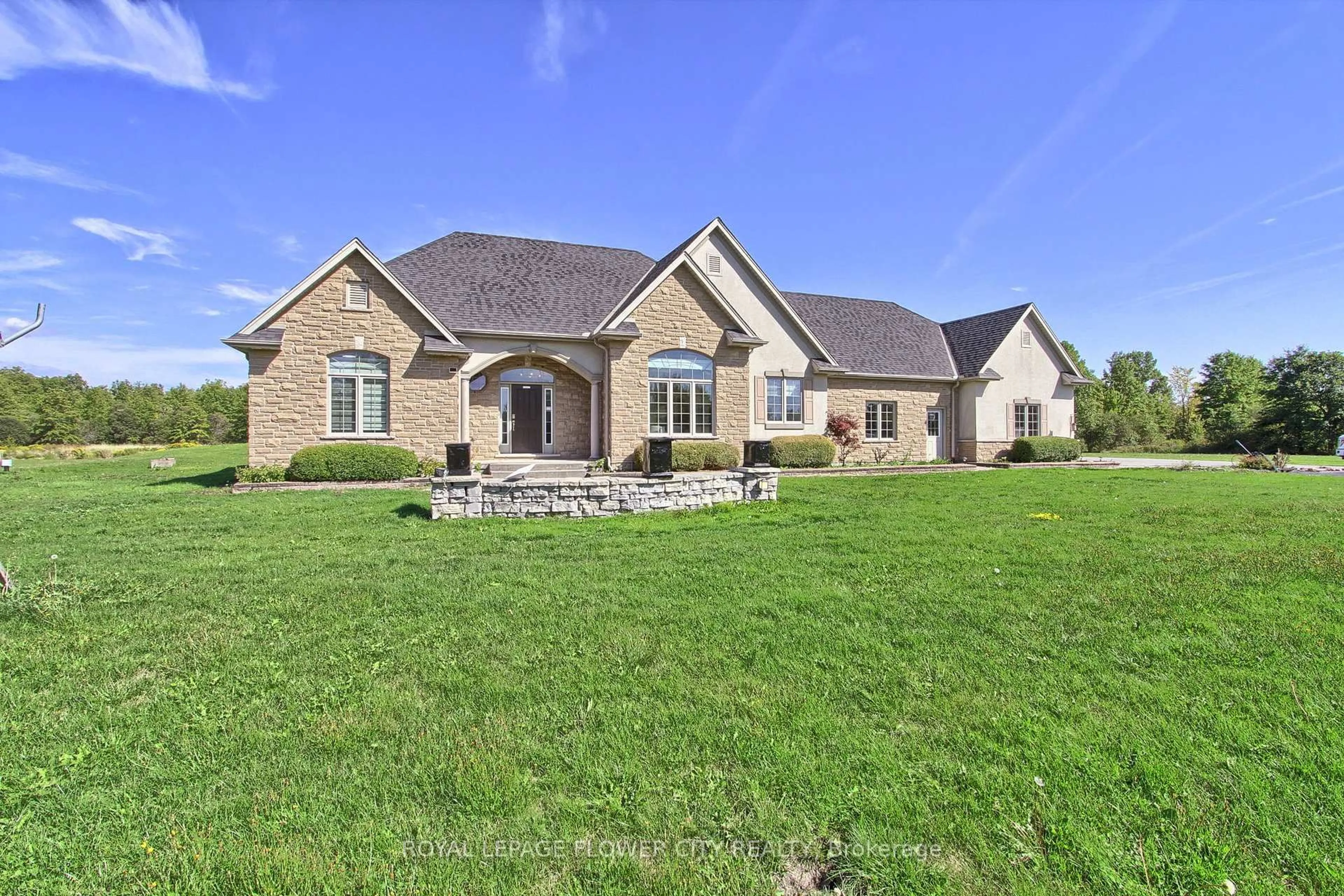 Home with brick exterior material, unknown for 4161 White Rd, Port Colborne Ontario L3B 5N7