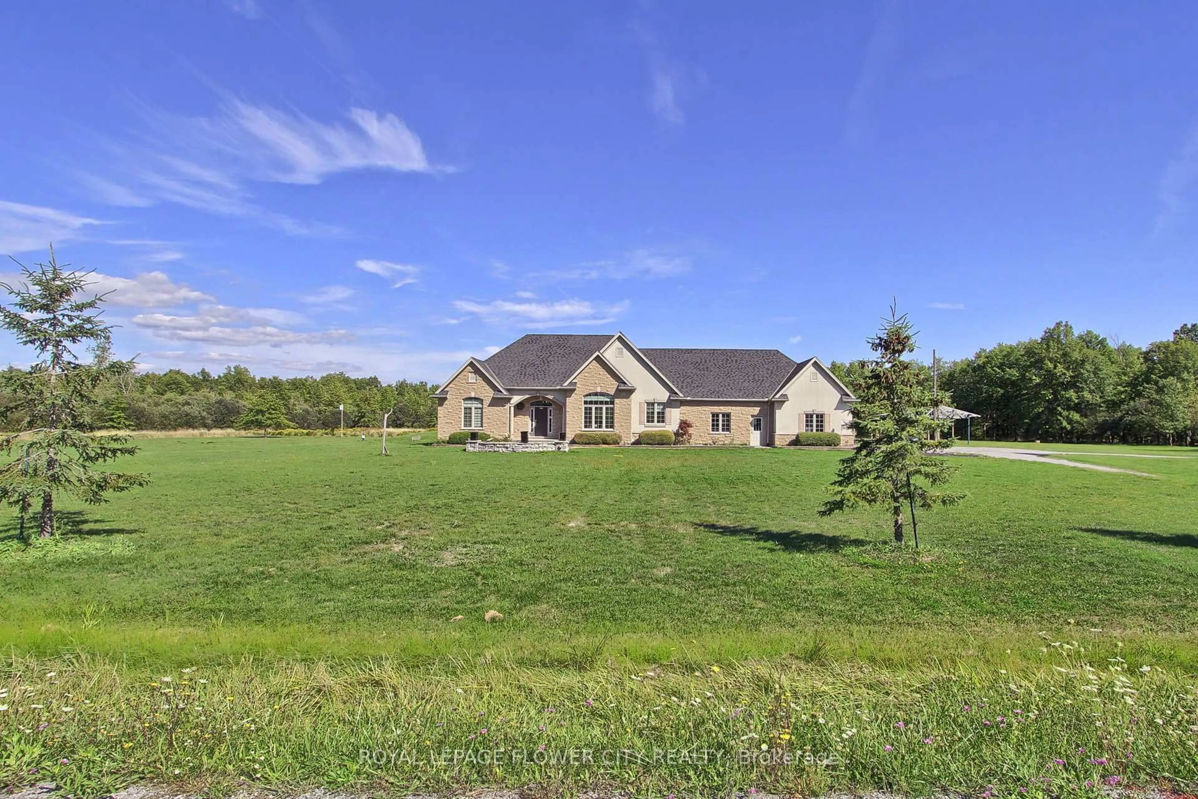 A pic from outside/outdoor area/front of a property/back of a property/a pic from drone, unknown for 4161 White Rd, Port Colborne Ontario L3B 5N7