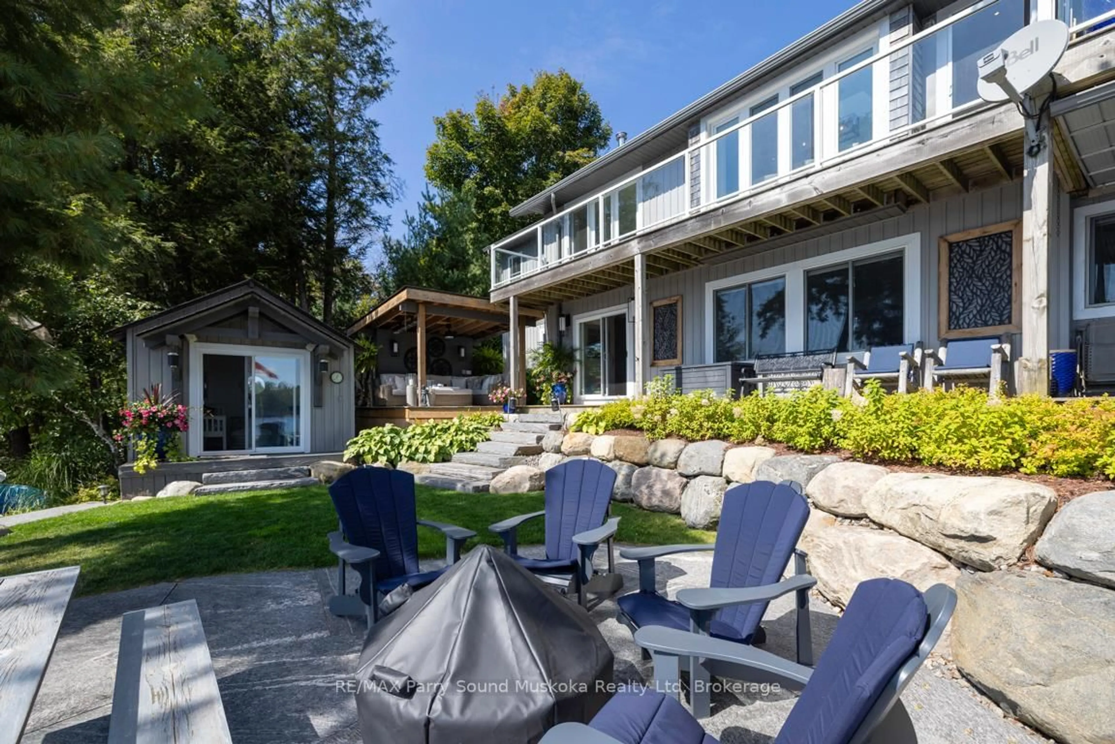 Patio, water/lake/river/ocean view for 51 Deerfield Rd, McKellar Ontario P2A 0B4