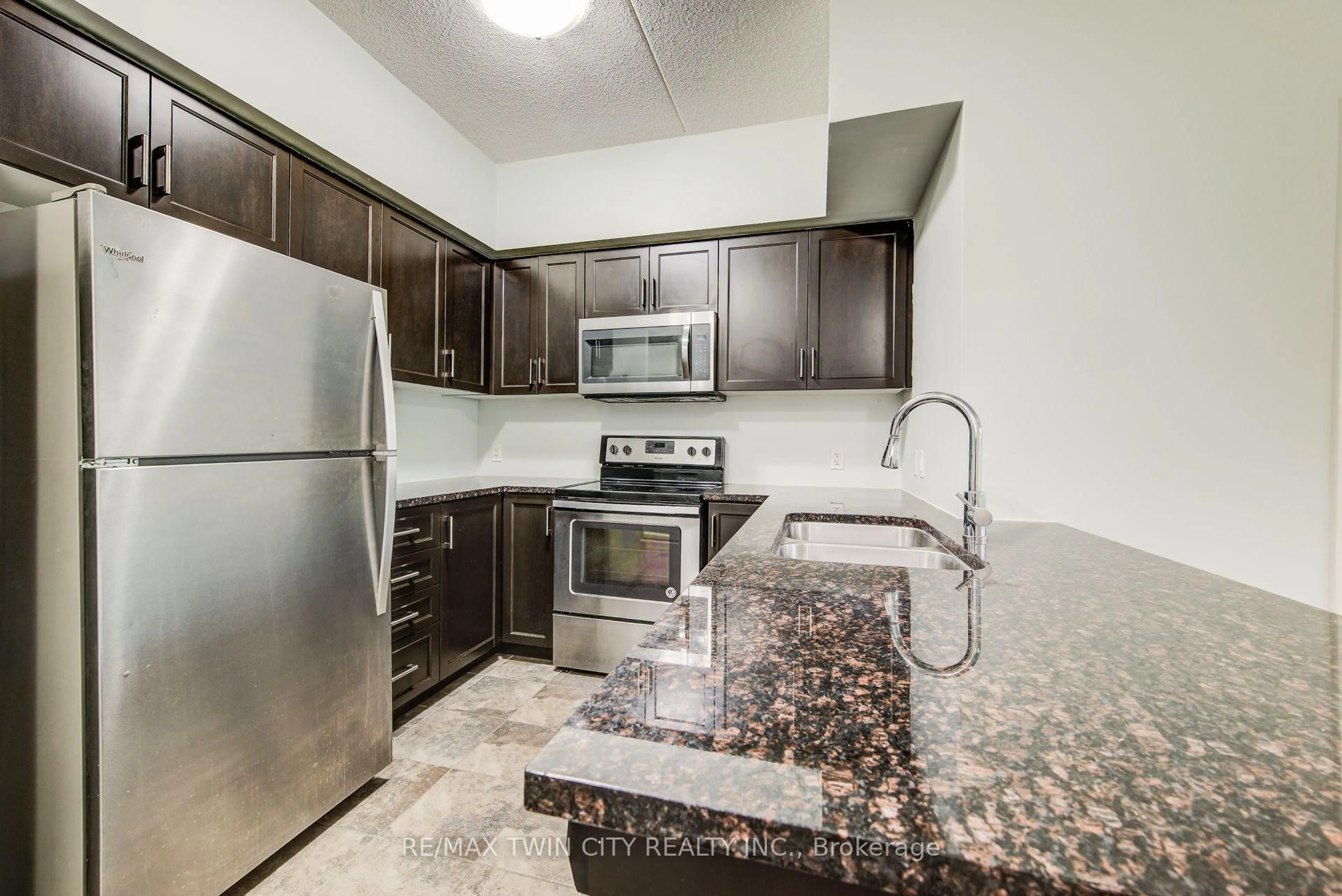 Standard kitchen, unknown for 1284 Gordon St #306, Guelph Ontario L7P 0T9