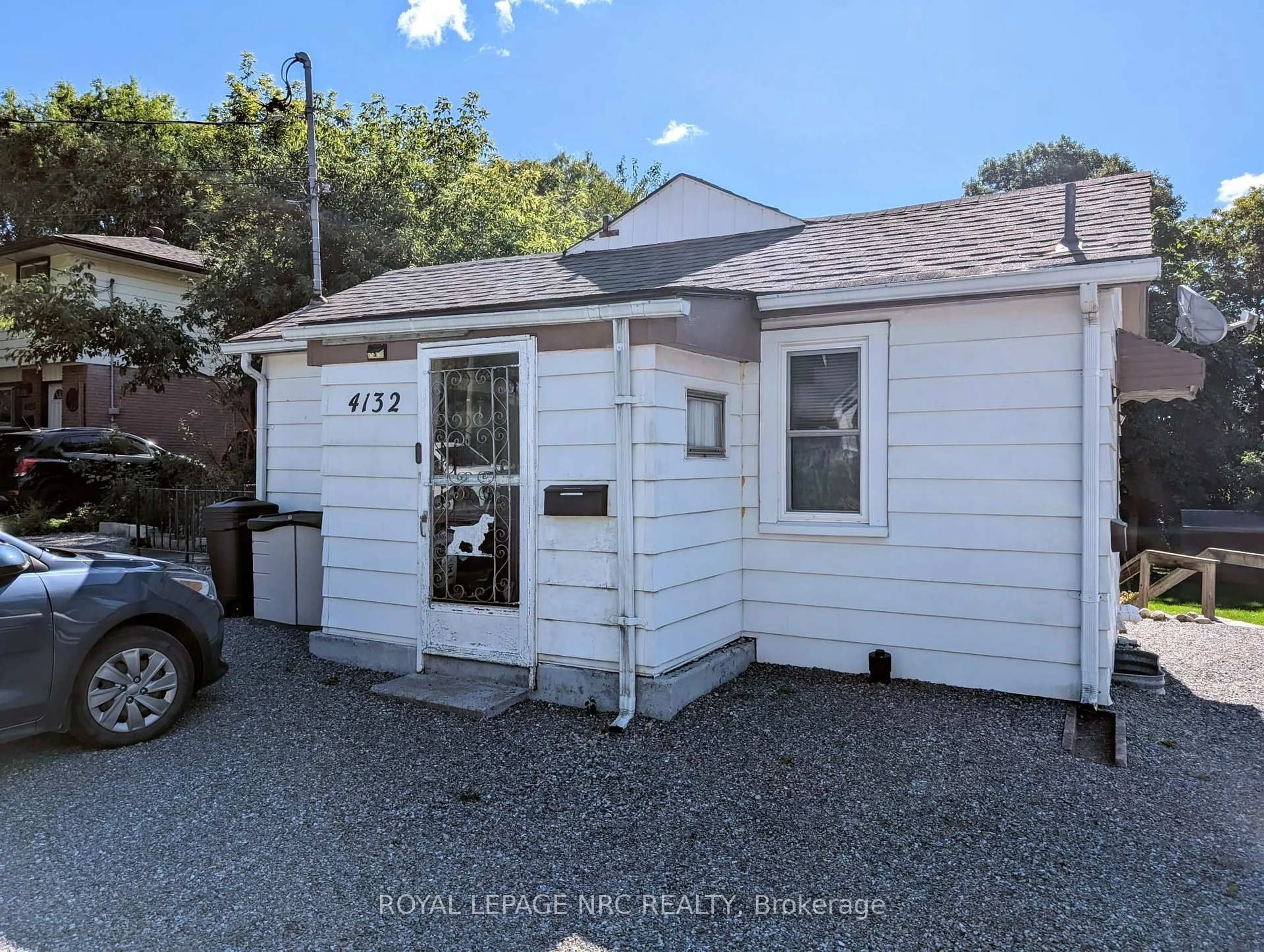 Unknown for 4132 Chippawa Pkwy, Niagara Falls Ontario L2G 6E5