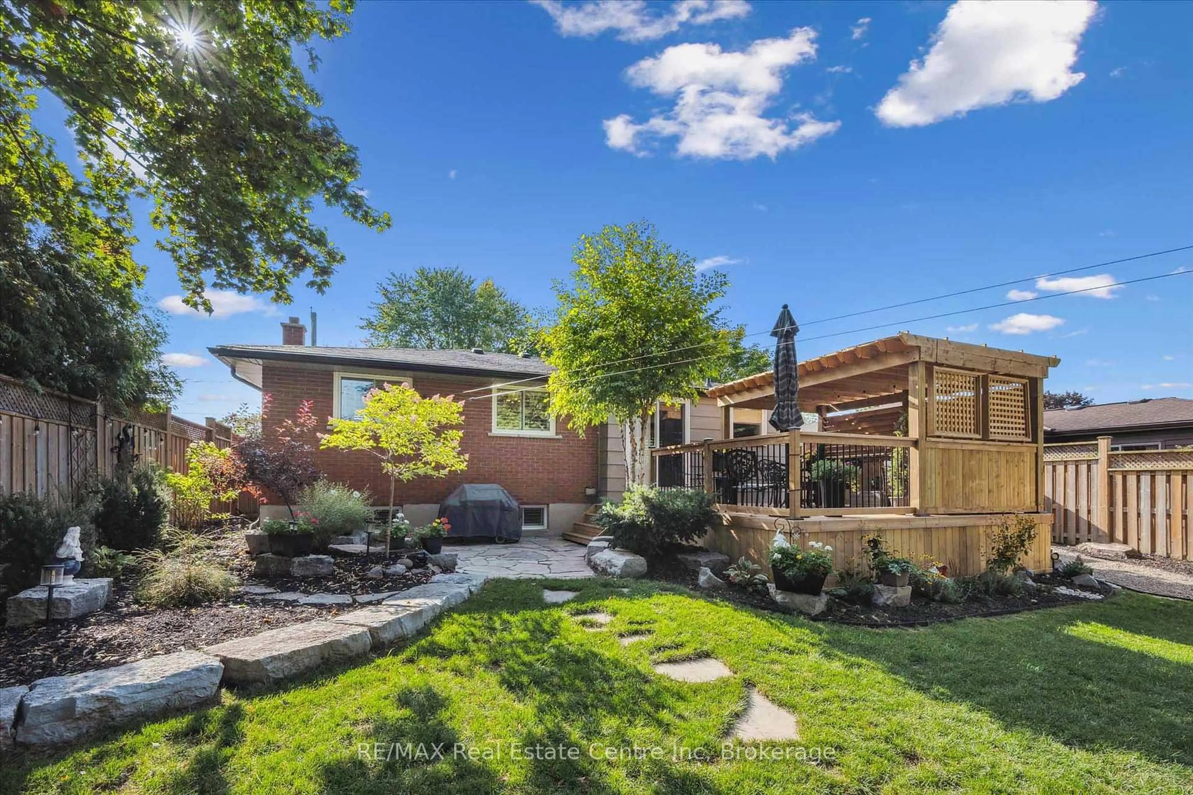 Unknown for 12 Carter Dr, Guelph Ontario N1E 1X7