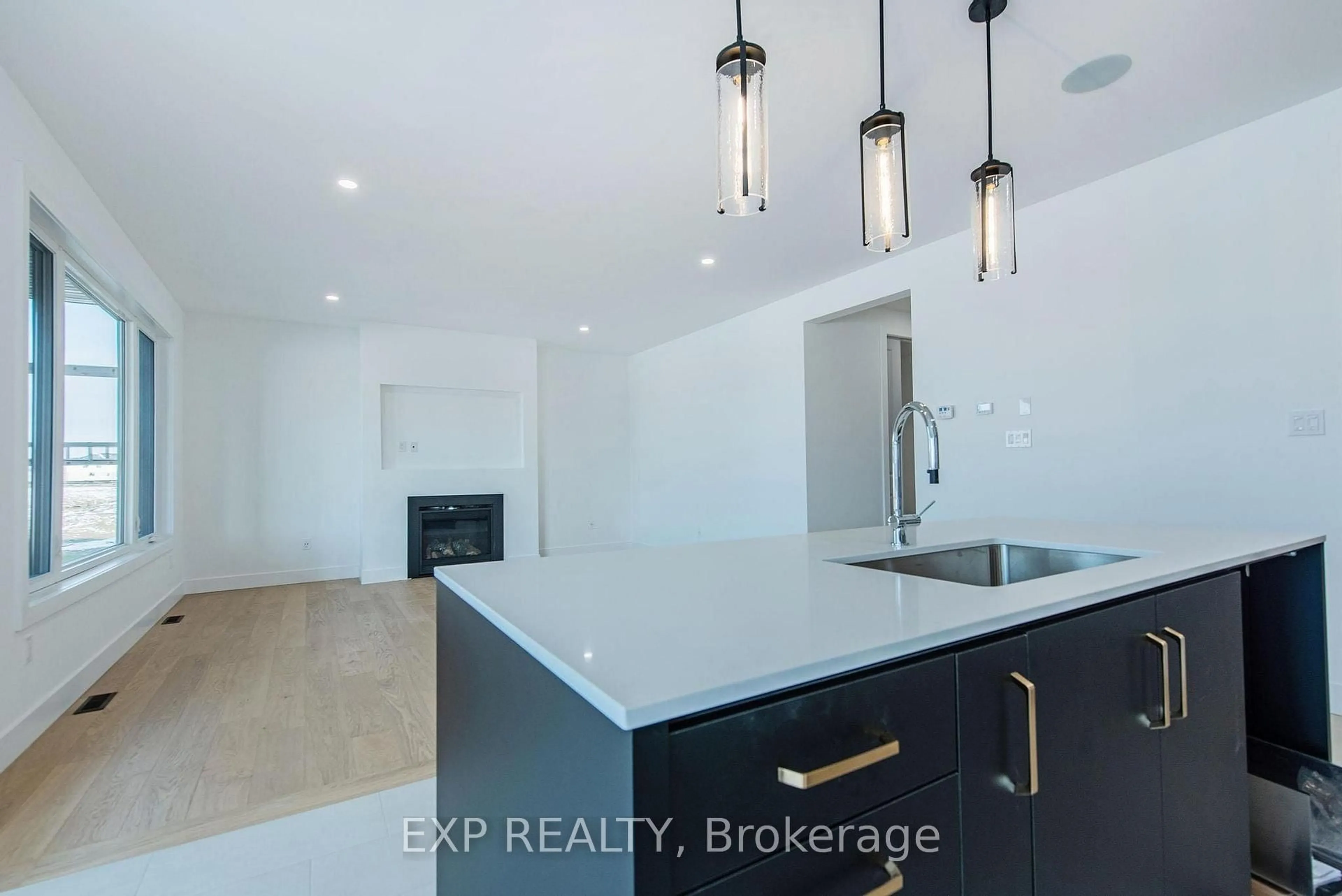 Open concept kitchen, ceramic/tile floor for 205 Merritt Crt, North Middlesex Ontario N0M 2K0
