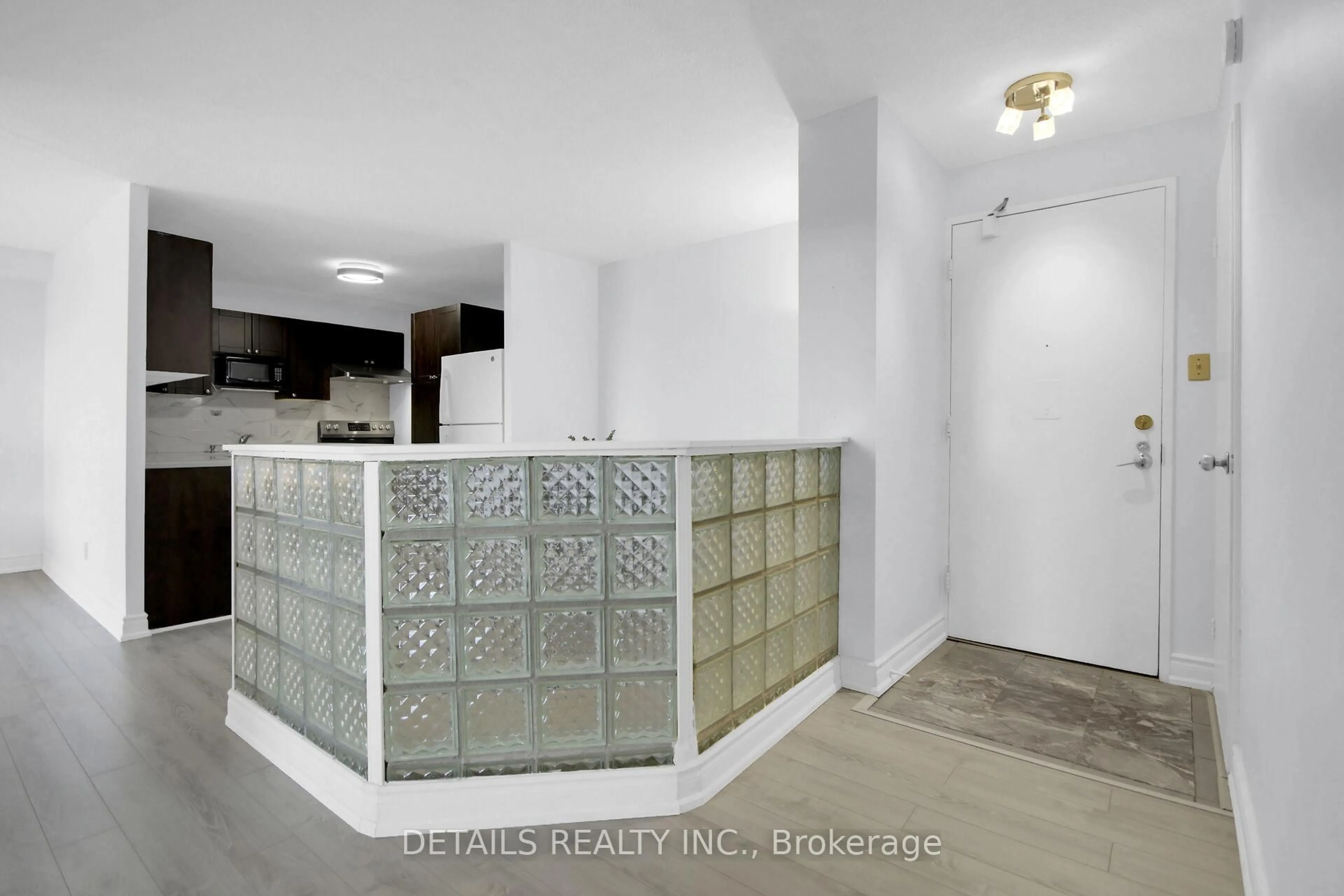 Unknown for 1380 Prince Of Wales Dr #803, Ottawa Ontario K2C 3N5