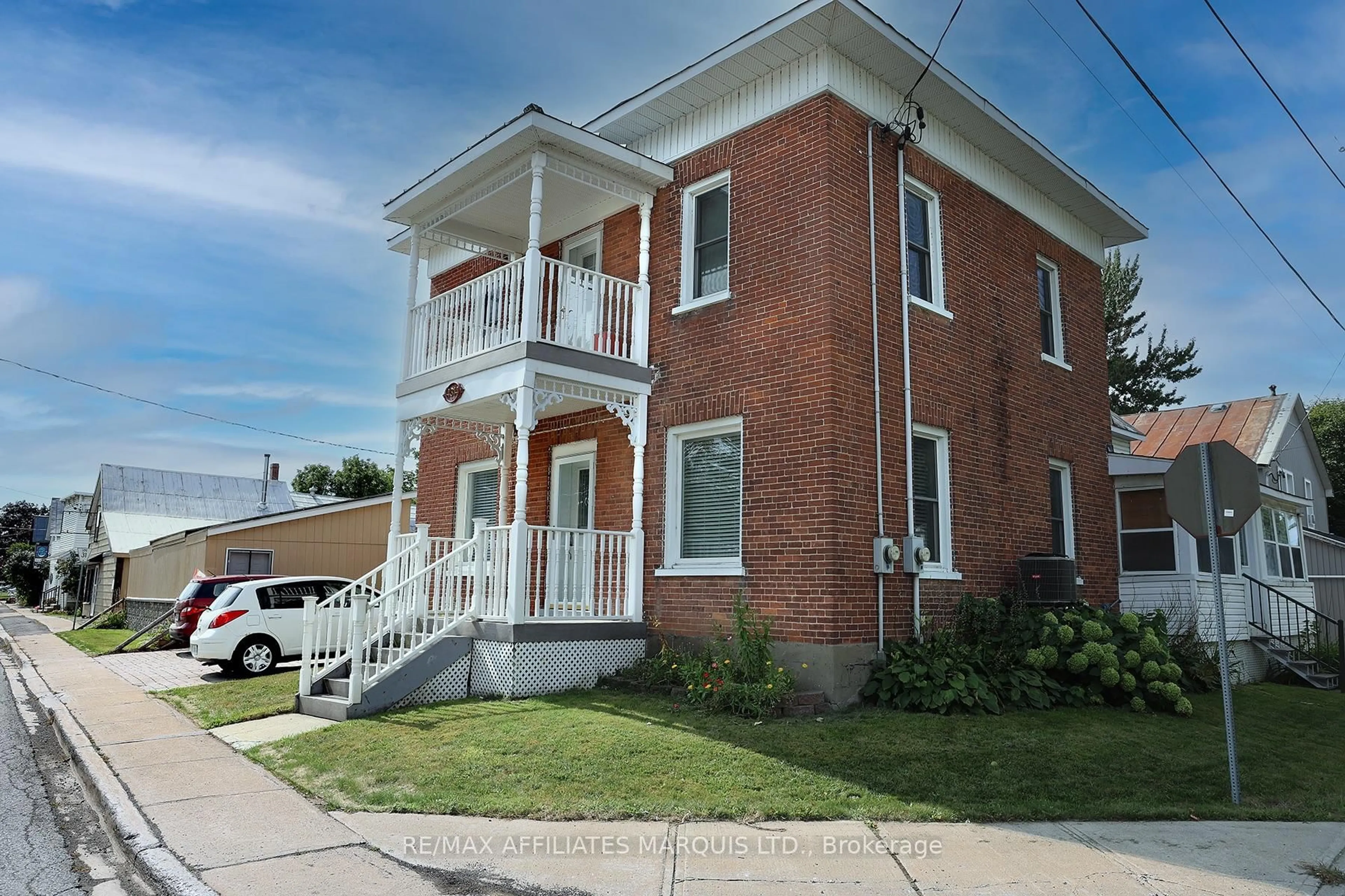 Home with brick exterior material, building for 4314 COUNTY ROAD 31 Rd, South Dundas Ontario K0C 2H0