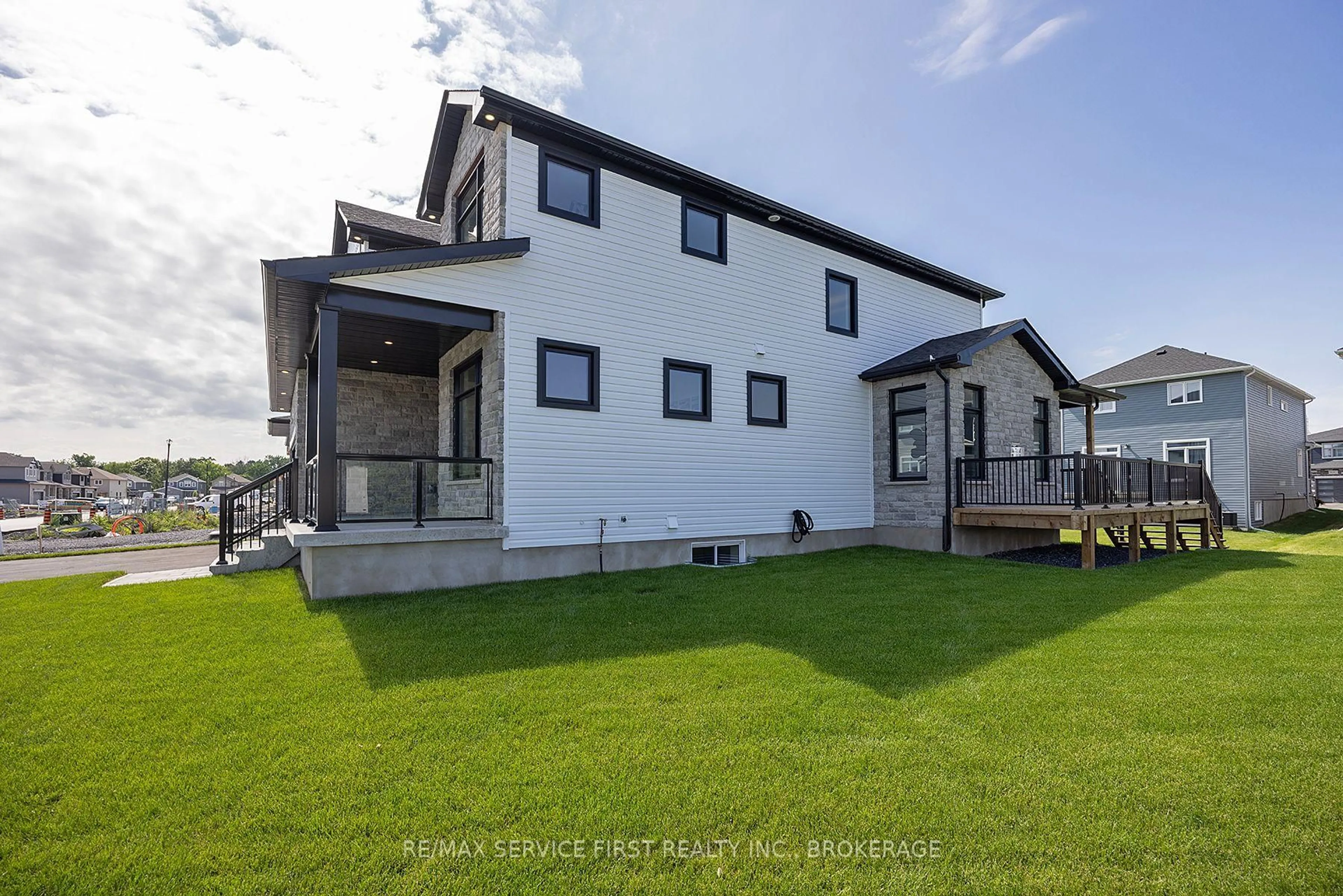 Unknown for 1700 Monica Dr, Kingston Ontario K7P 0T1