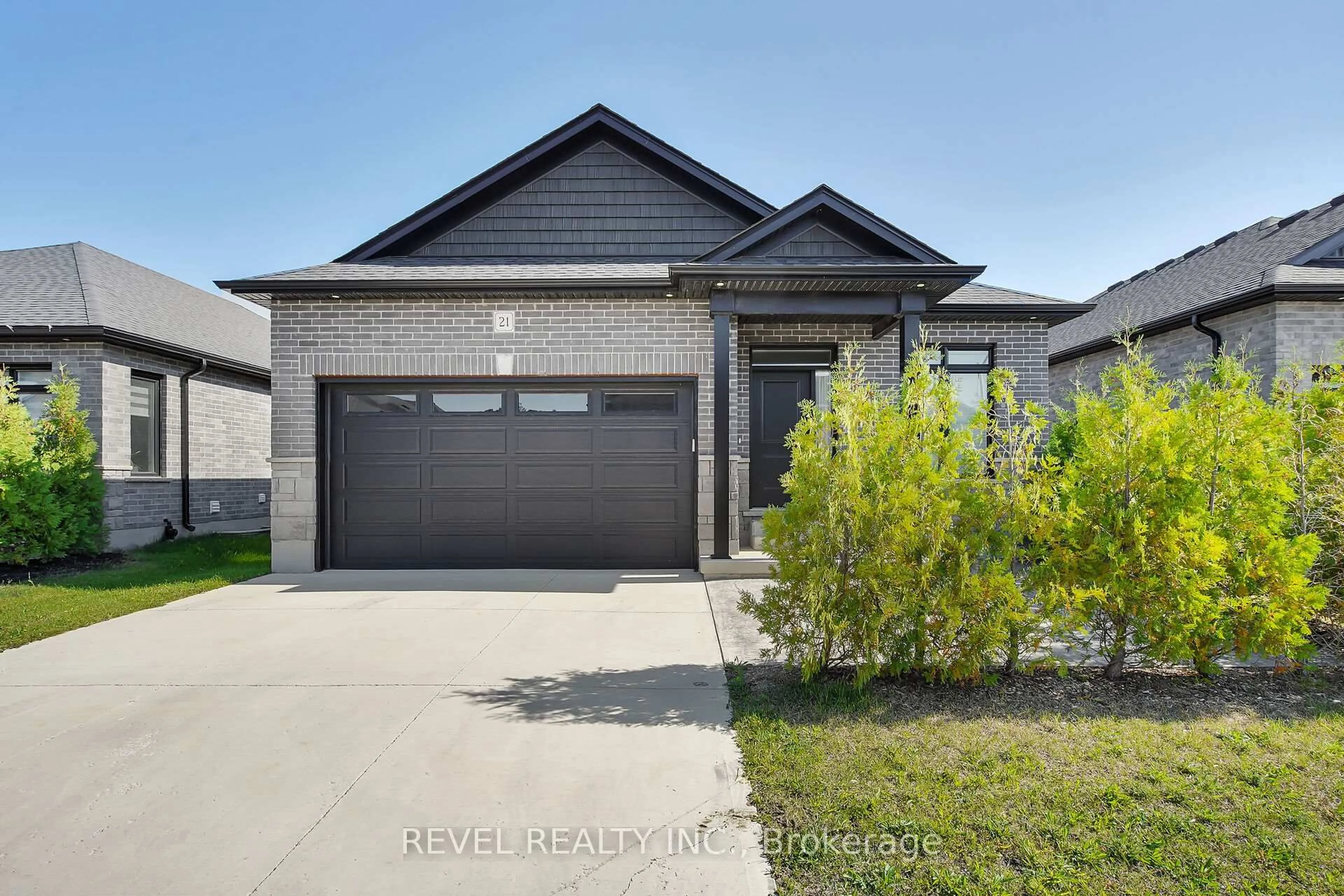 Home with brick exterior material, street for 383 Daventry Way #21, Middlesex Centre Ontario N0L 1R0