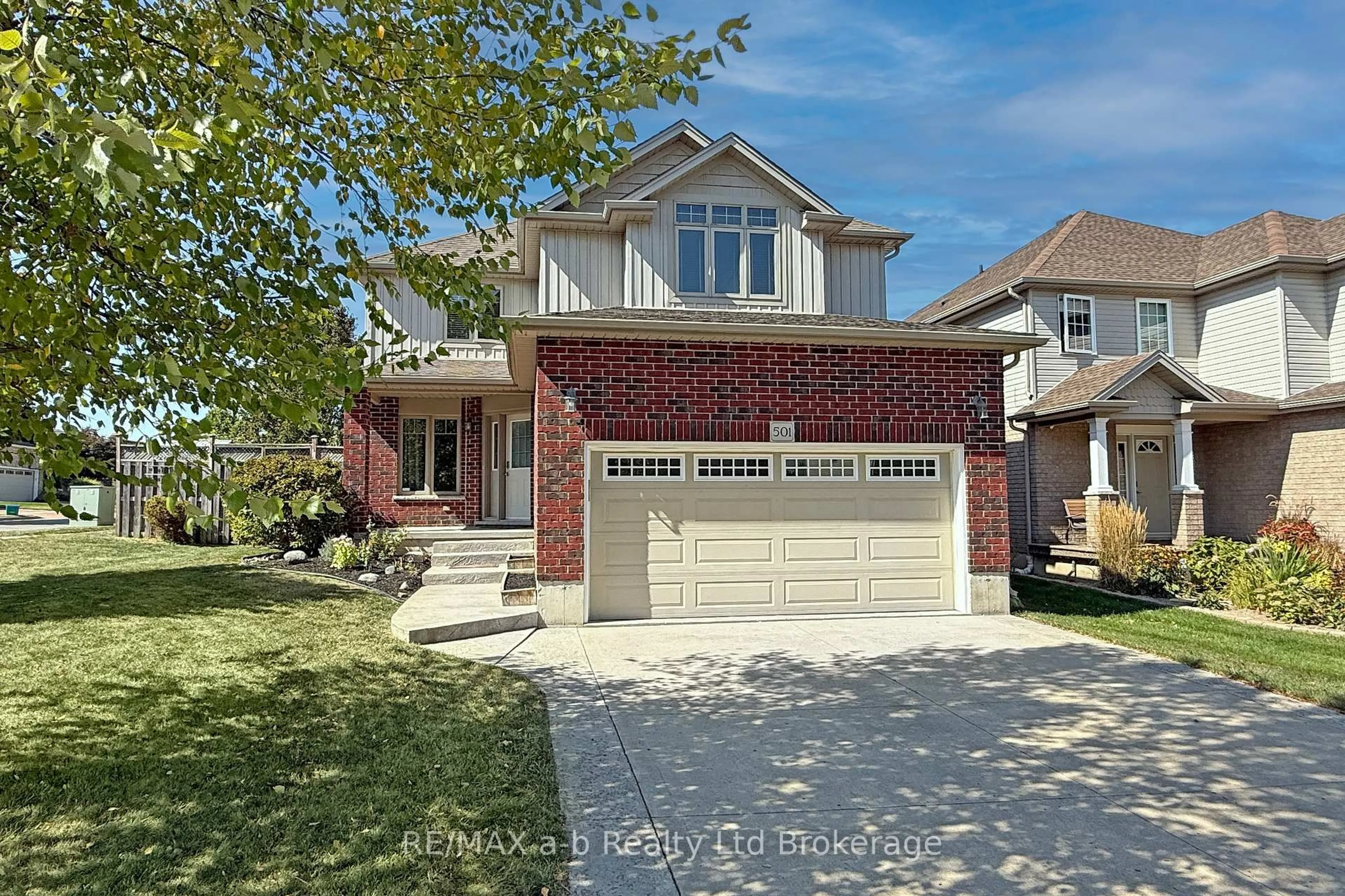 Home with brick exterior material, street for 501 Tatham Blvd, Woodstock Ontario N4T 0A7