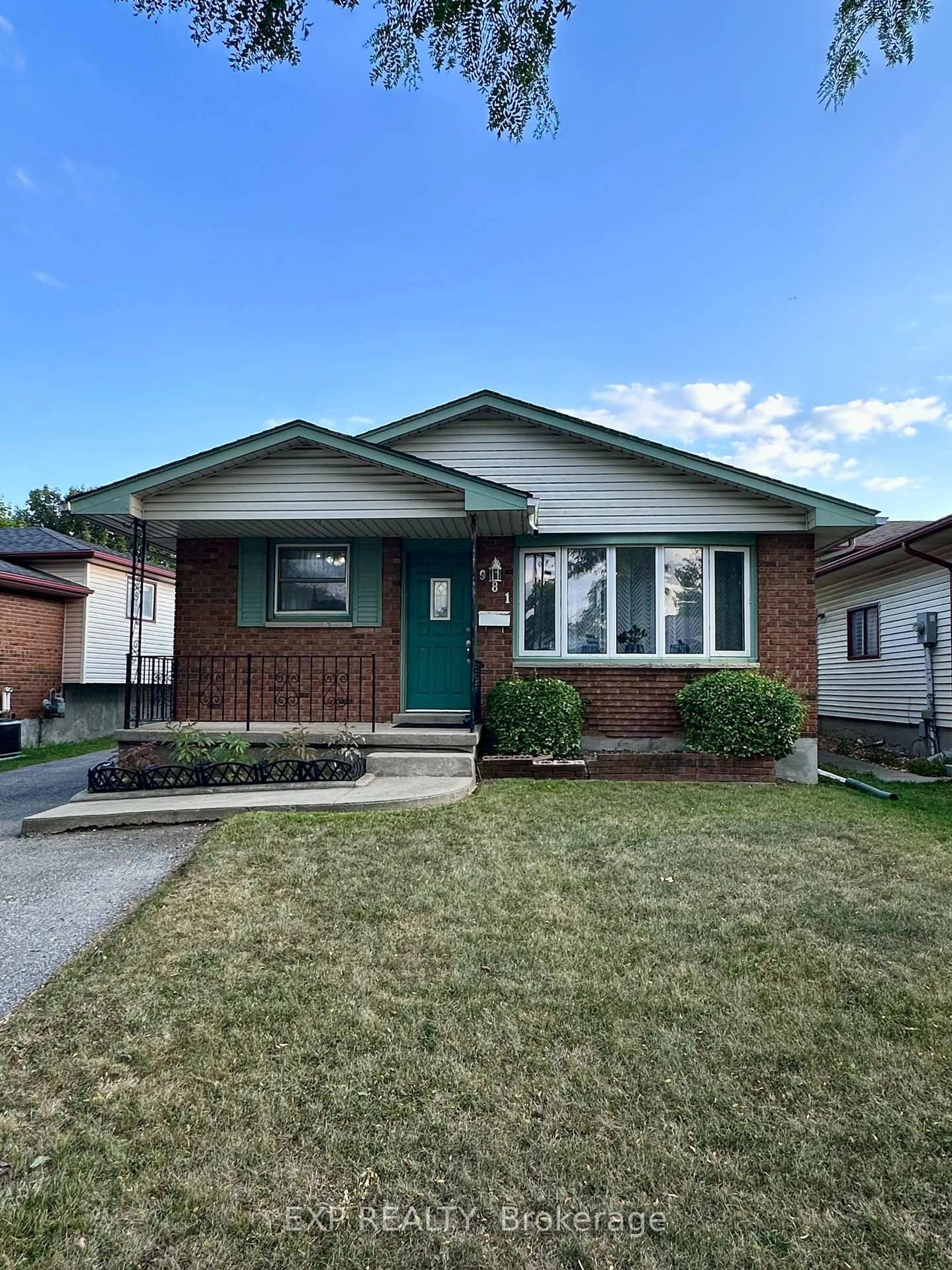 Home with brick exterior material, street for 981 Jalna Blvd, London South Ontario N6E 2R2
