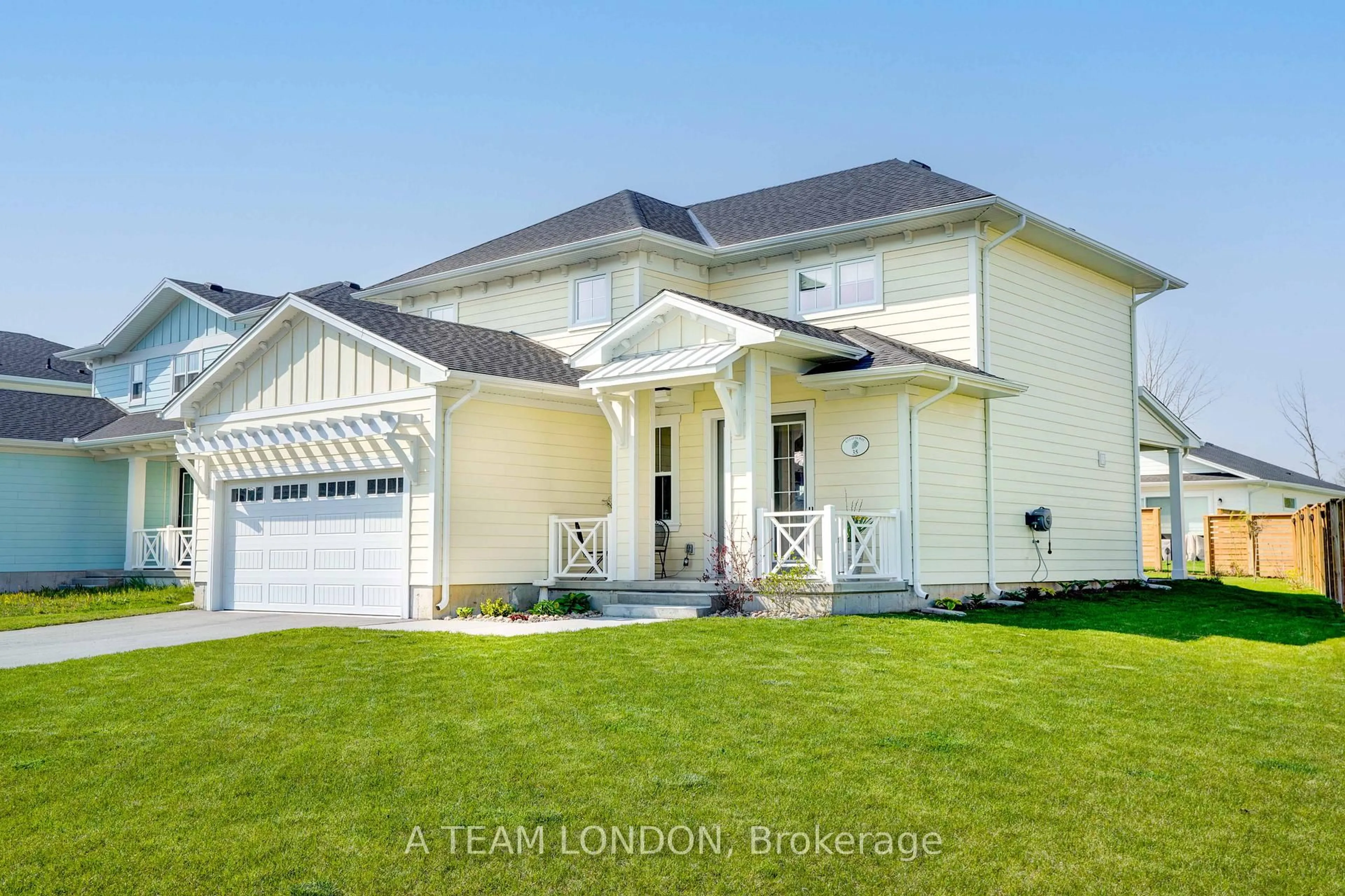 Home with vinyl exterior material, street for 35 Regatta Way, Central Elgin Ontario N5L 0B6