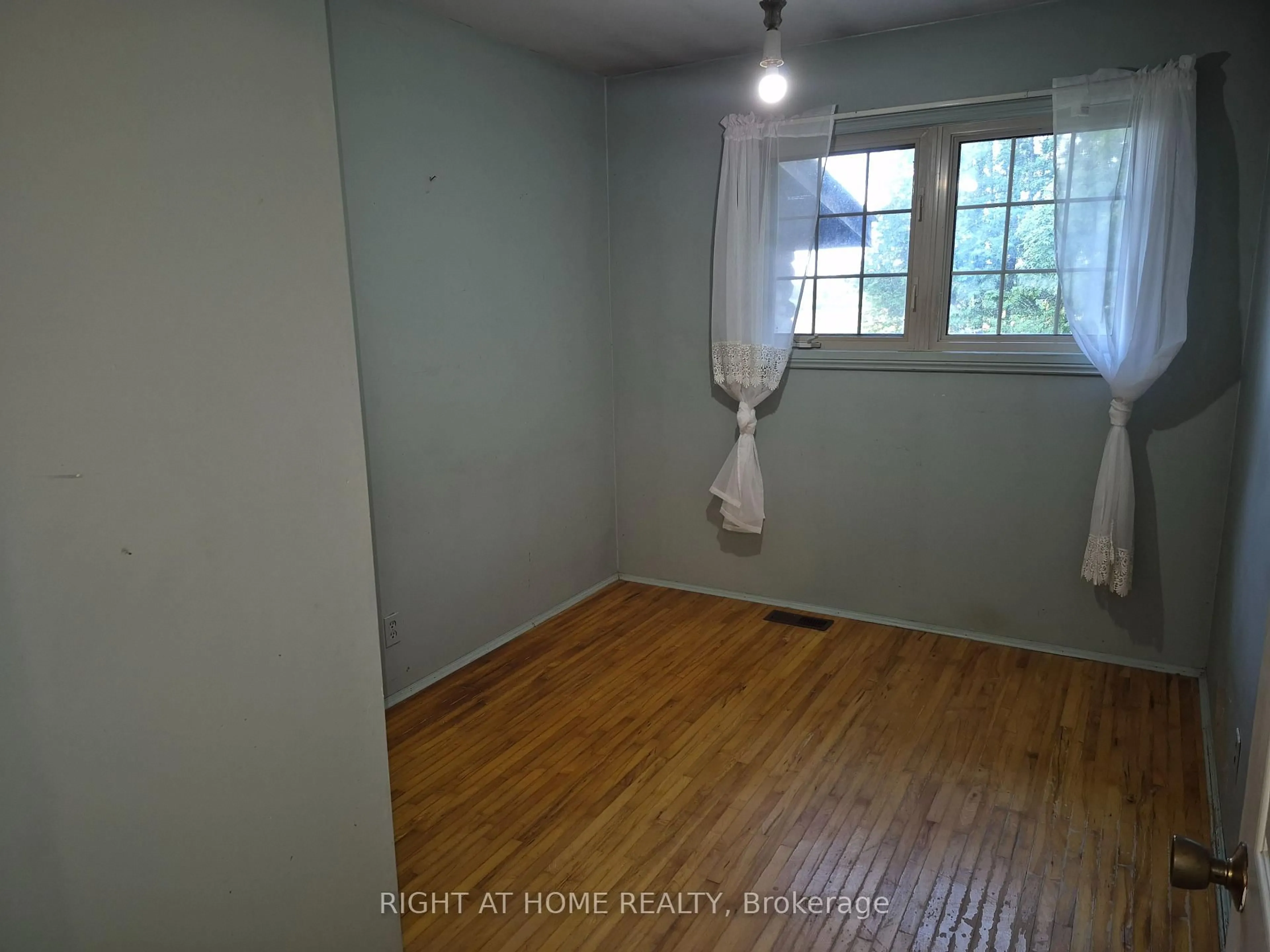 A pic of a room for 326 Calabogie Rd, Arnprior Ontario K7S 3G8