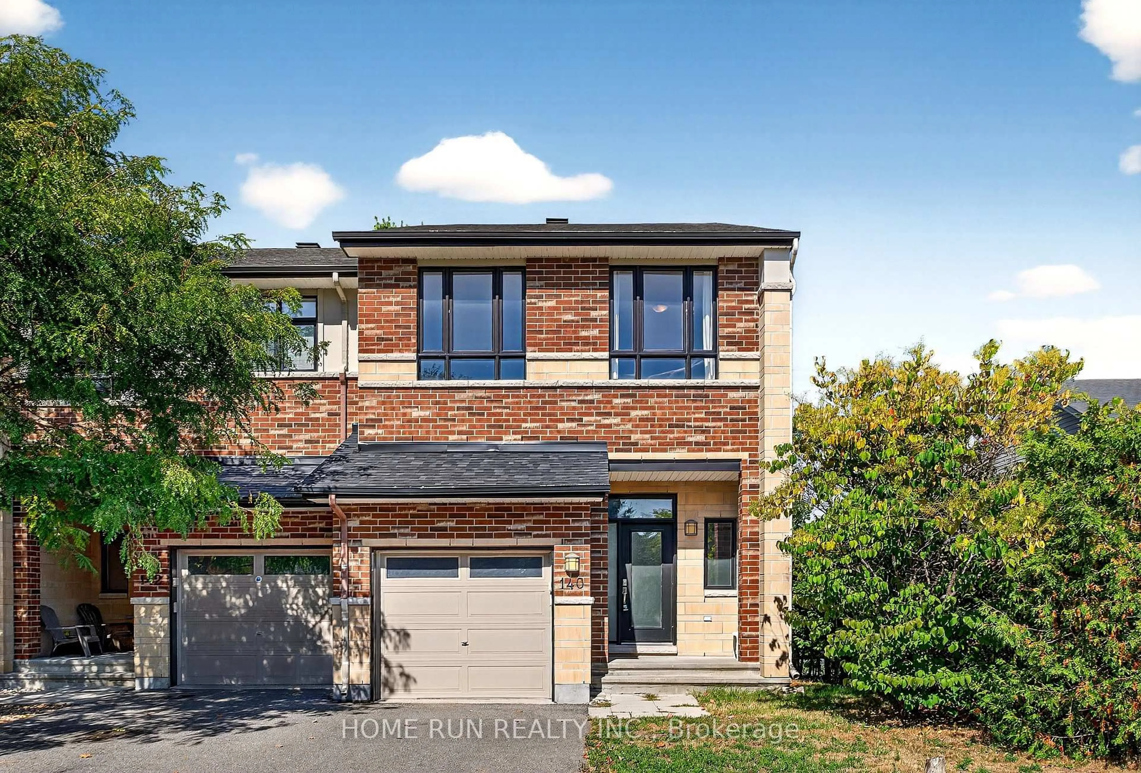 Home with brick exterior material, street for 140 Kinghaven Cres, Ottawa Ontario K2M 0C3