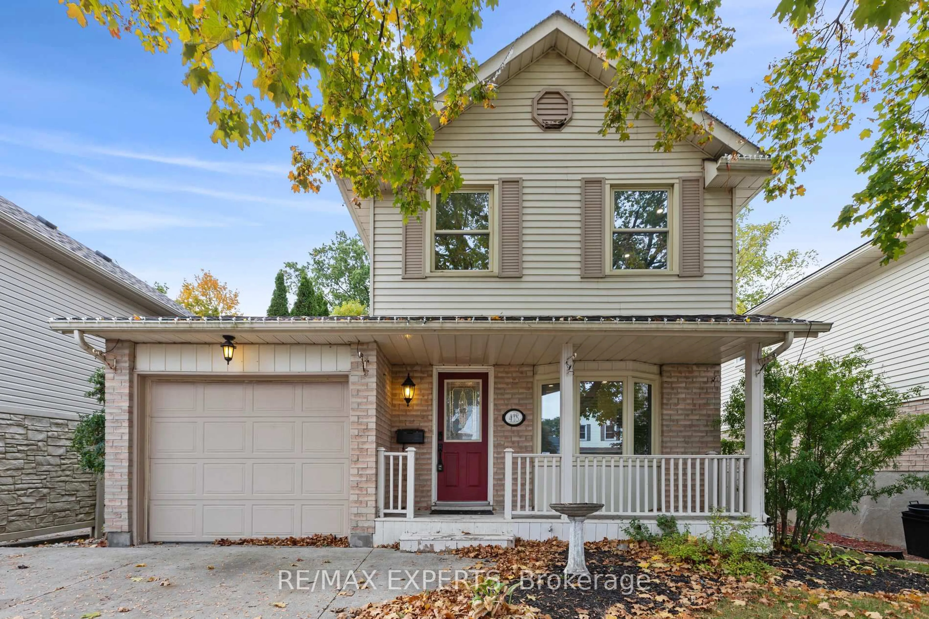 Home with brick exterior material, street for 418 Woods Lane, Cambridge Ontario N3H 5J4