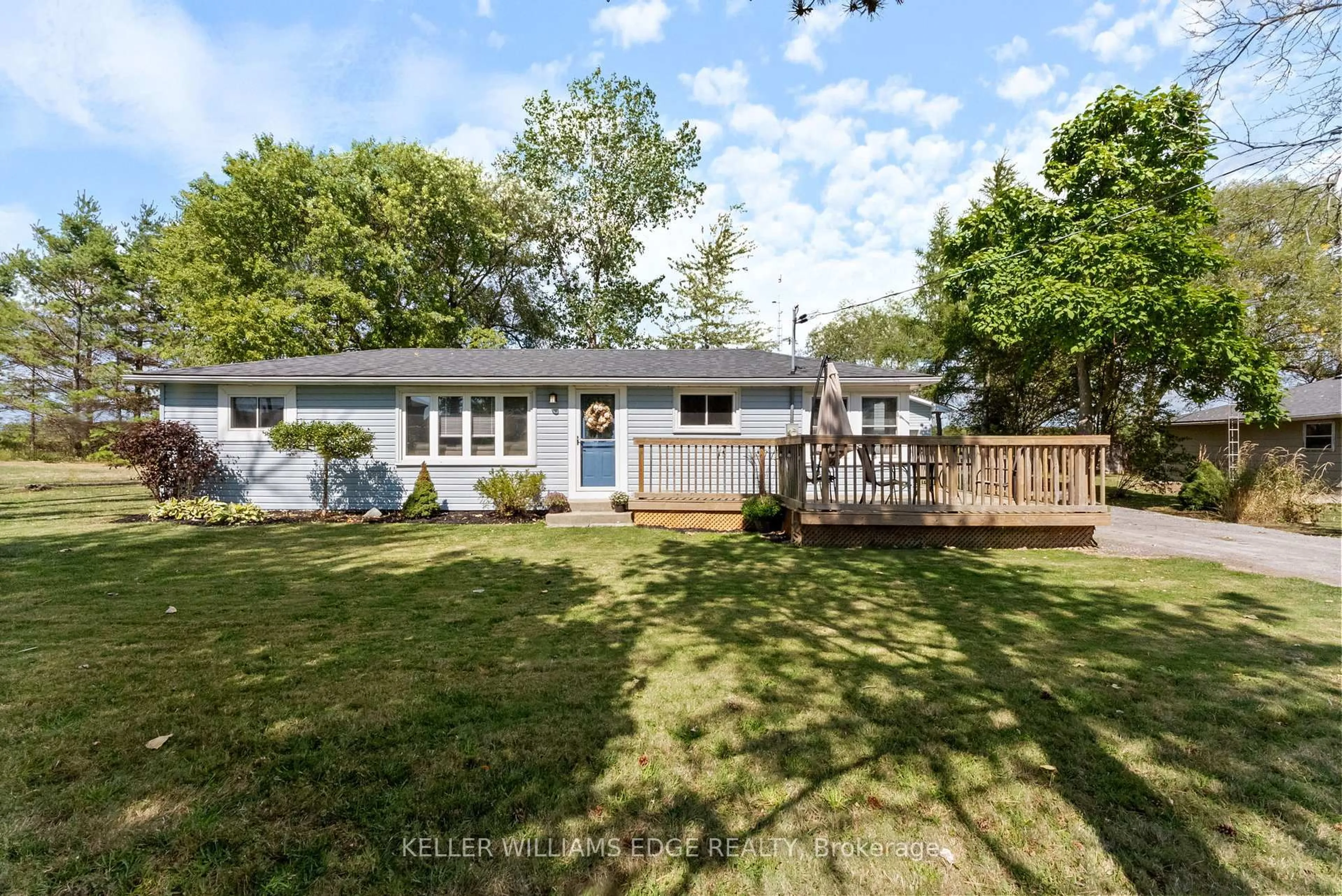 A pic from outside/outdoor area/front of a property/back of a property/a pic from drone, unknown for 1175 Lakeshore Rd, Haldimand Ontario N0A 1P0